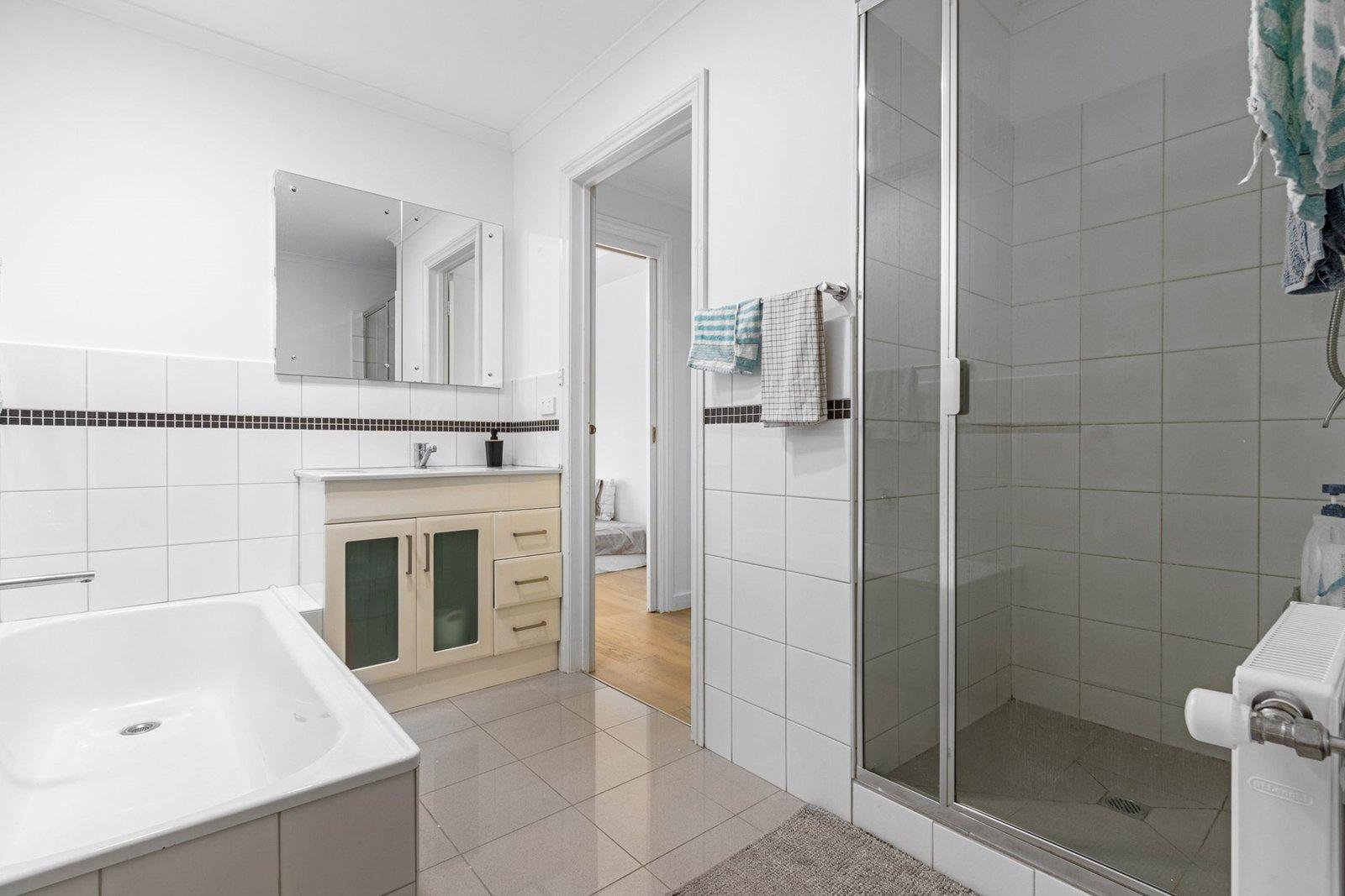 1/11 Freeman Street, Balwyn, Vic