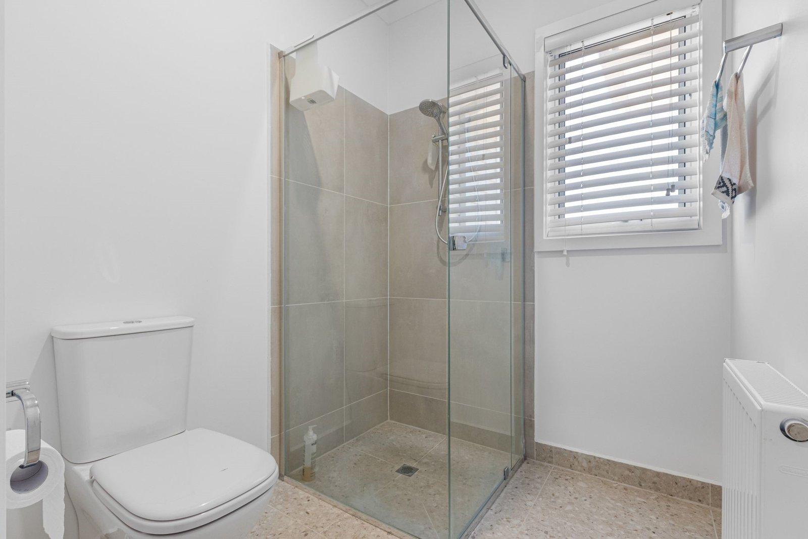 1/11 Freeman Street, Balwyn, Vic