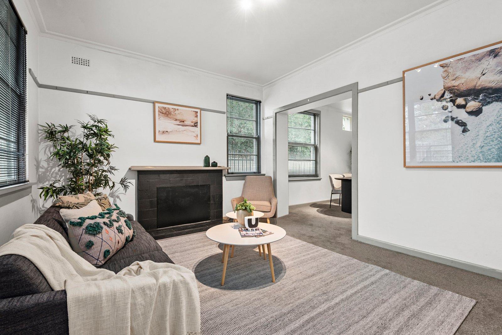 1/110 Belmore Road, Balwyn, 3103