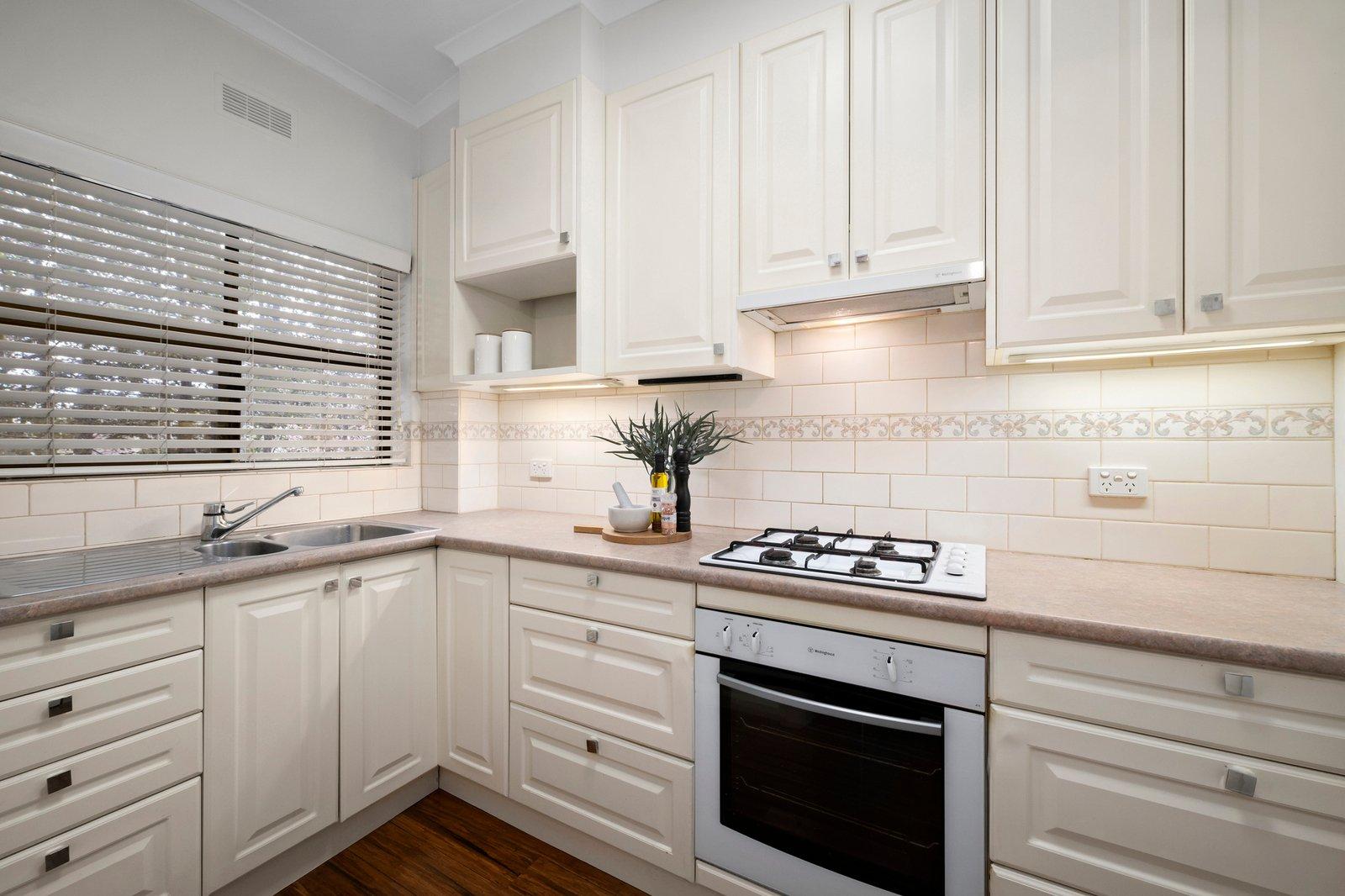 11/289 Barkly Street, St Kilda, 3182