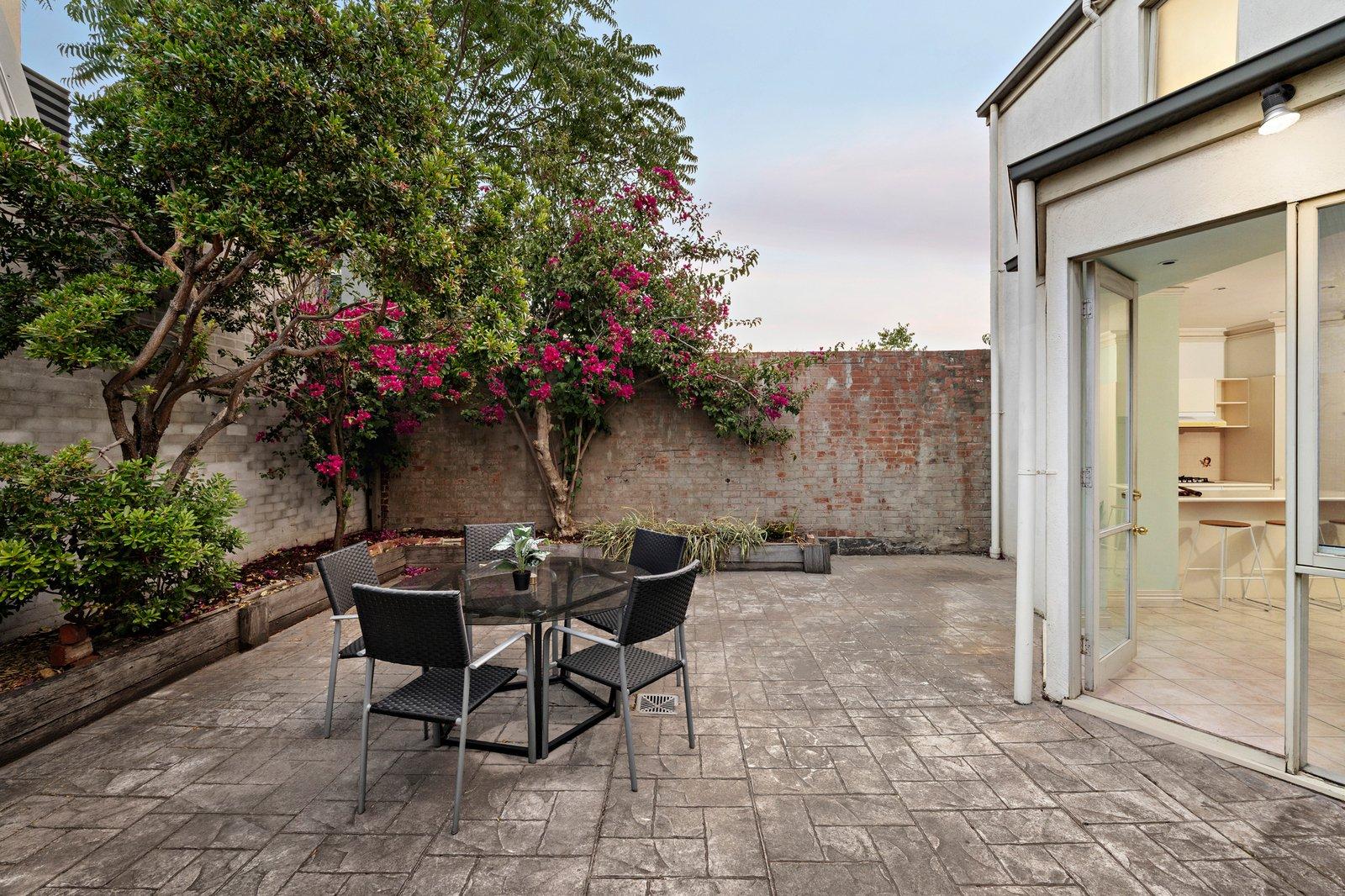 1/12 Barlow Street, Port Melbourne, 3207