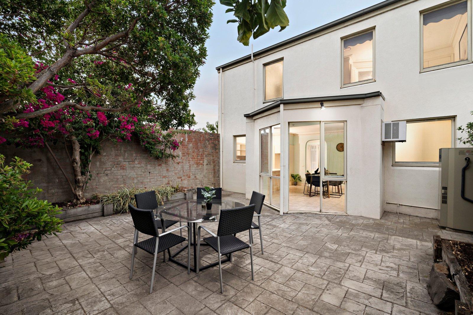 1/12 Barlow Street, Port Melbourne, 3207