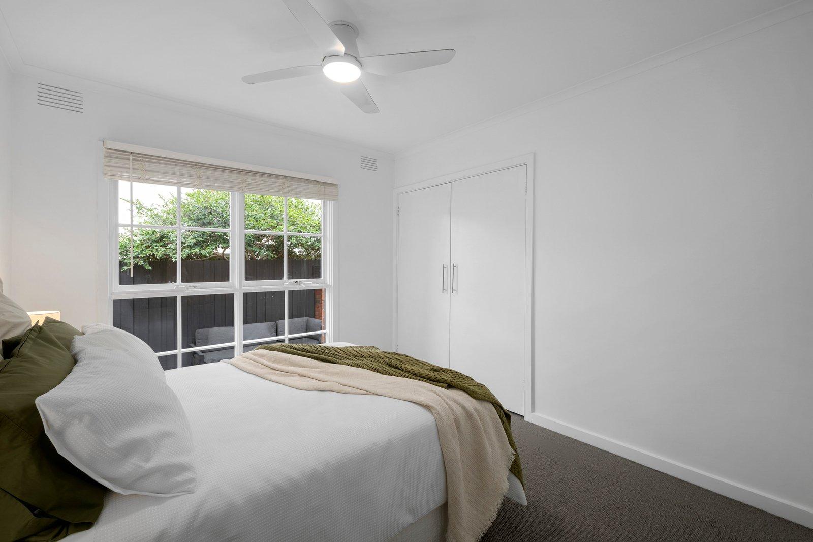 1/12 Peace Street, Glen Iris, 3146