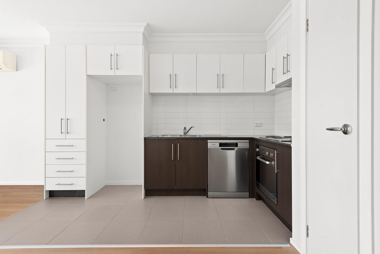 112/1042 Doncaster Road, Doncaster East, 3109