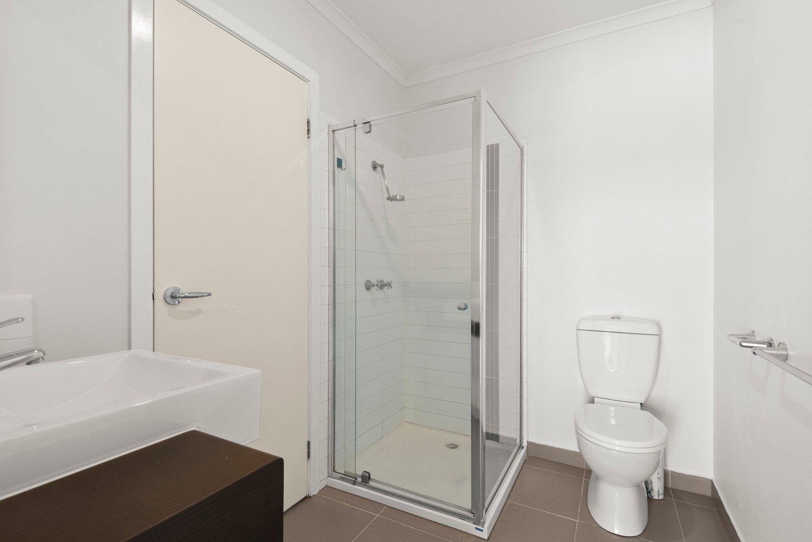 112/1042 Doncaster Road, Doncaster East, 3109