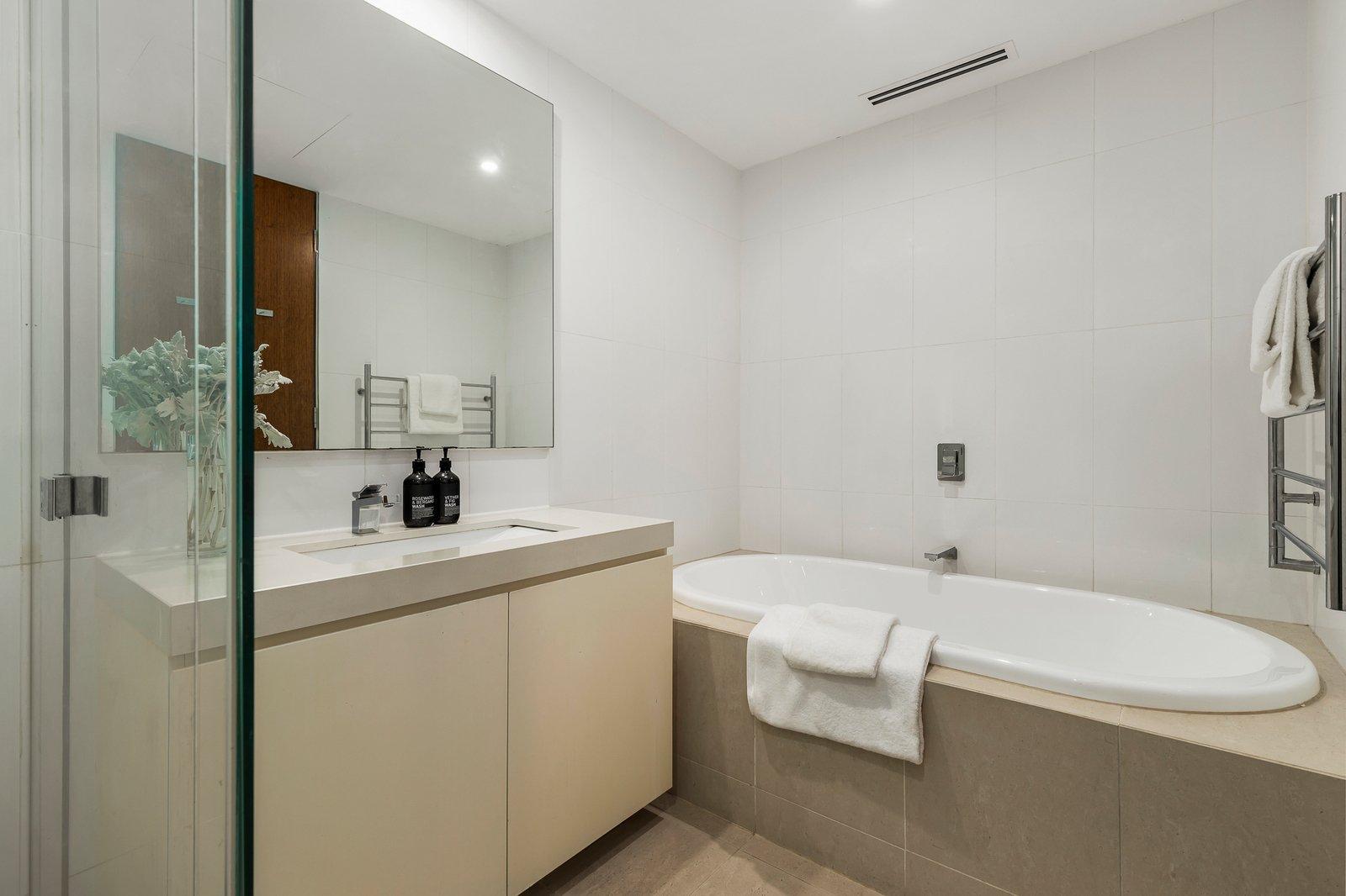 114/33 Wattle Road, Hawthorn, 3122