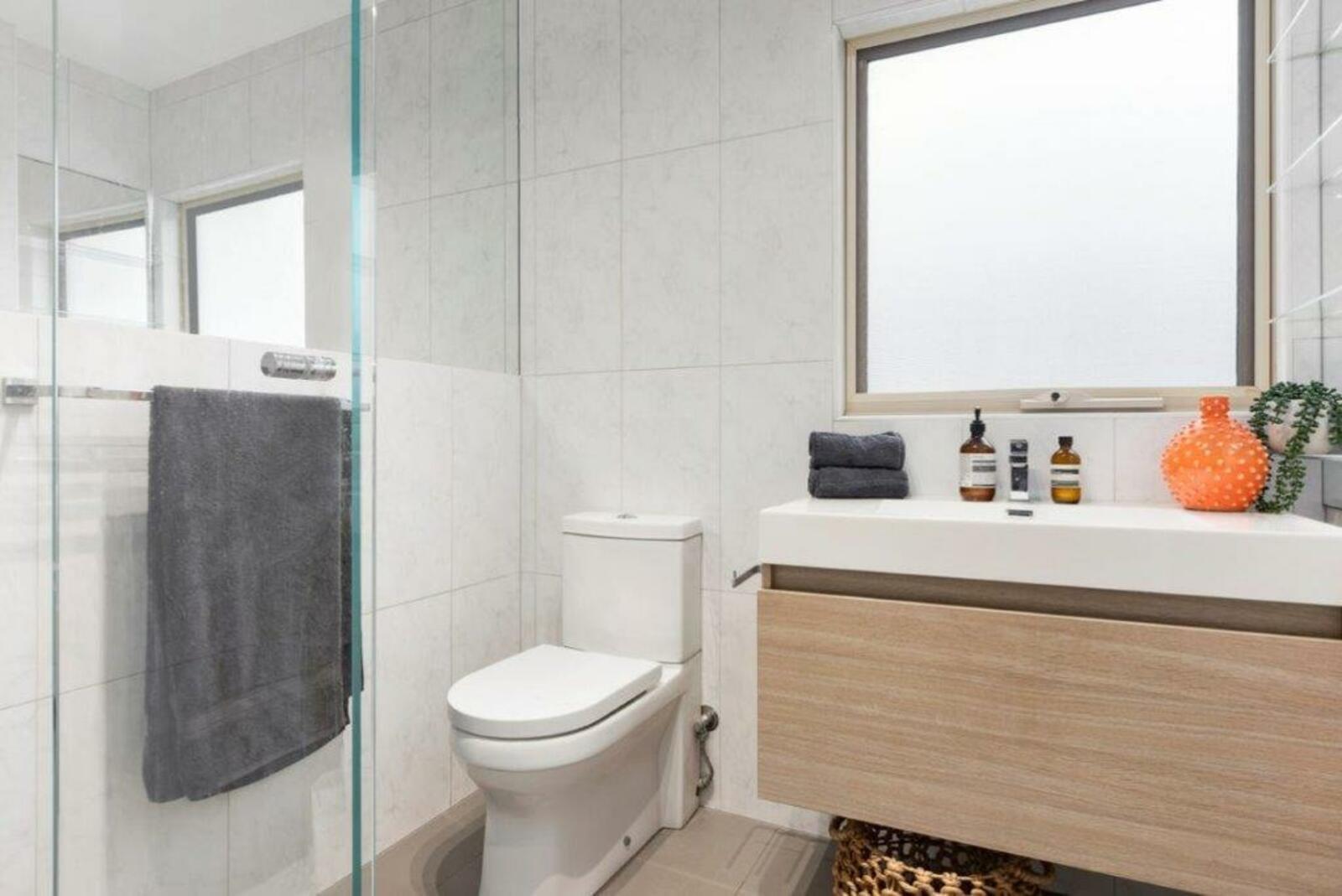 1/17 Martin Street, St Kilda, 3182