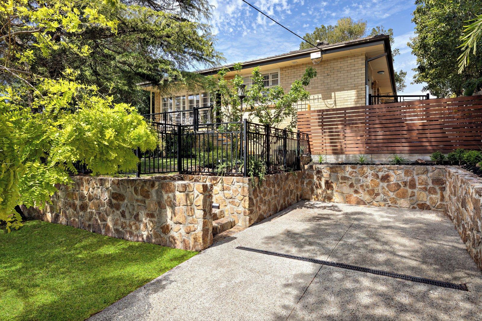 1/18 Bruarong Crescent, Frankston South, 3199