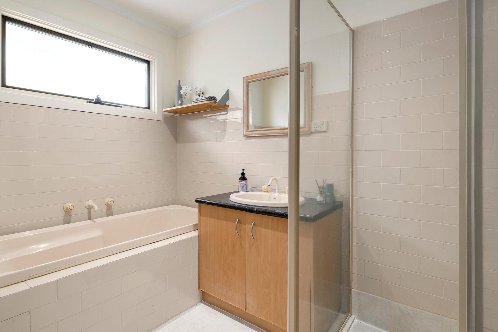 1/2-4 Bowen Road, Doncaster East, 3109