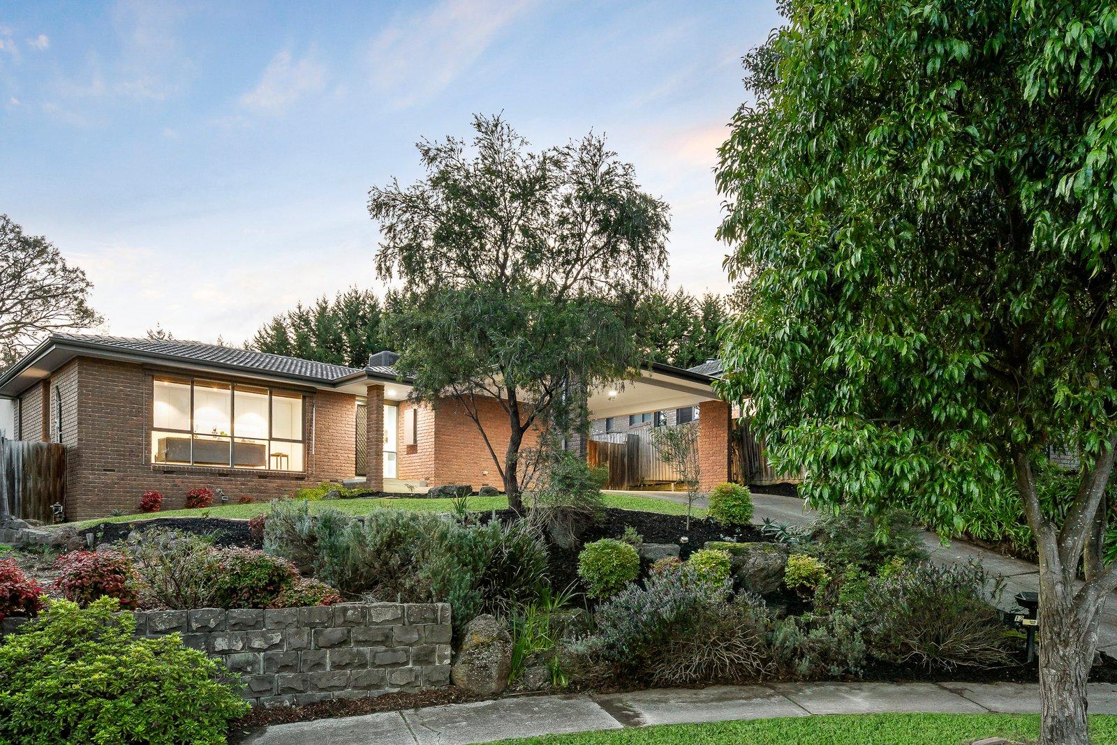 12 Valencia Terrace, Templestowe, 3106