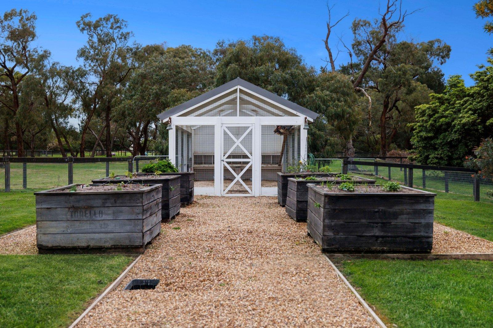 12 Yaringa Road, Somerville, 3912