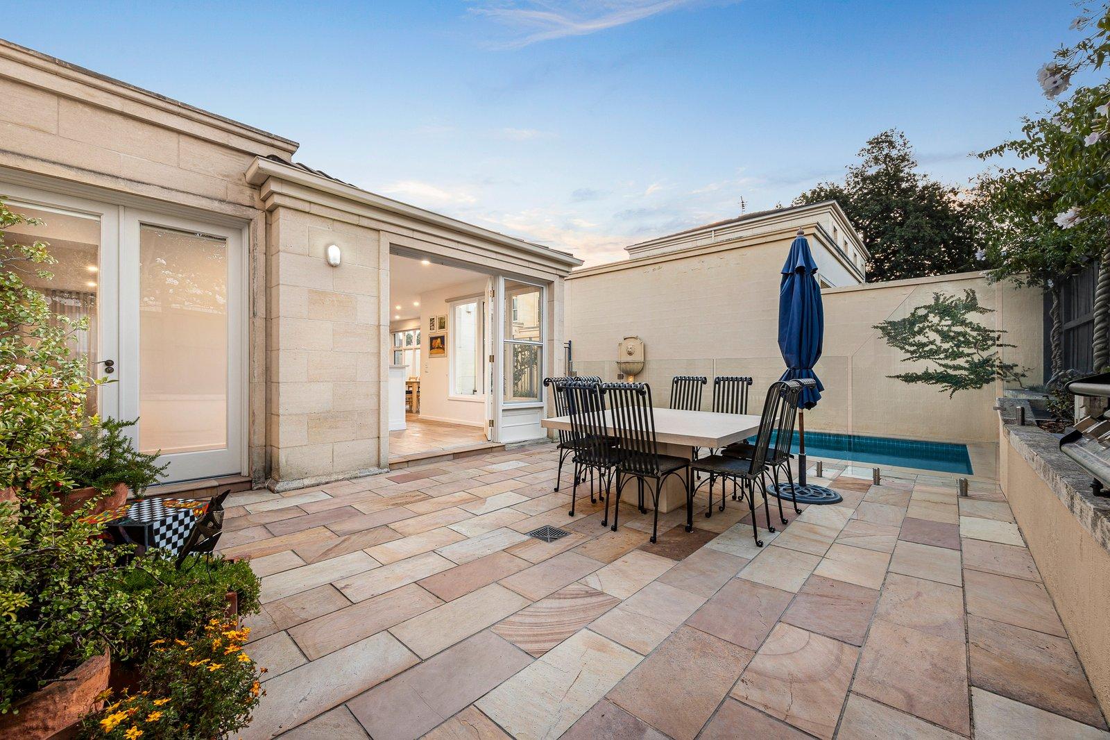 1/2 Clifton Grove, Hawthorn East, 3123