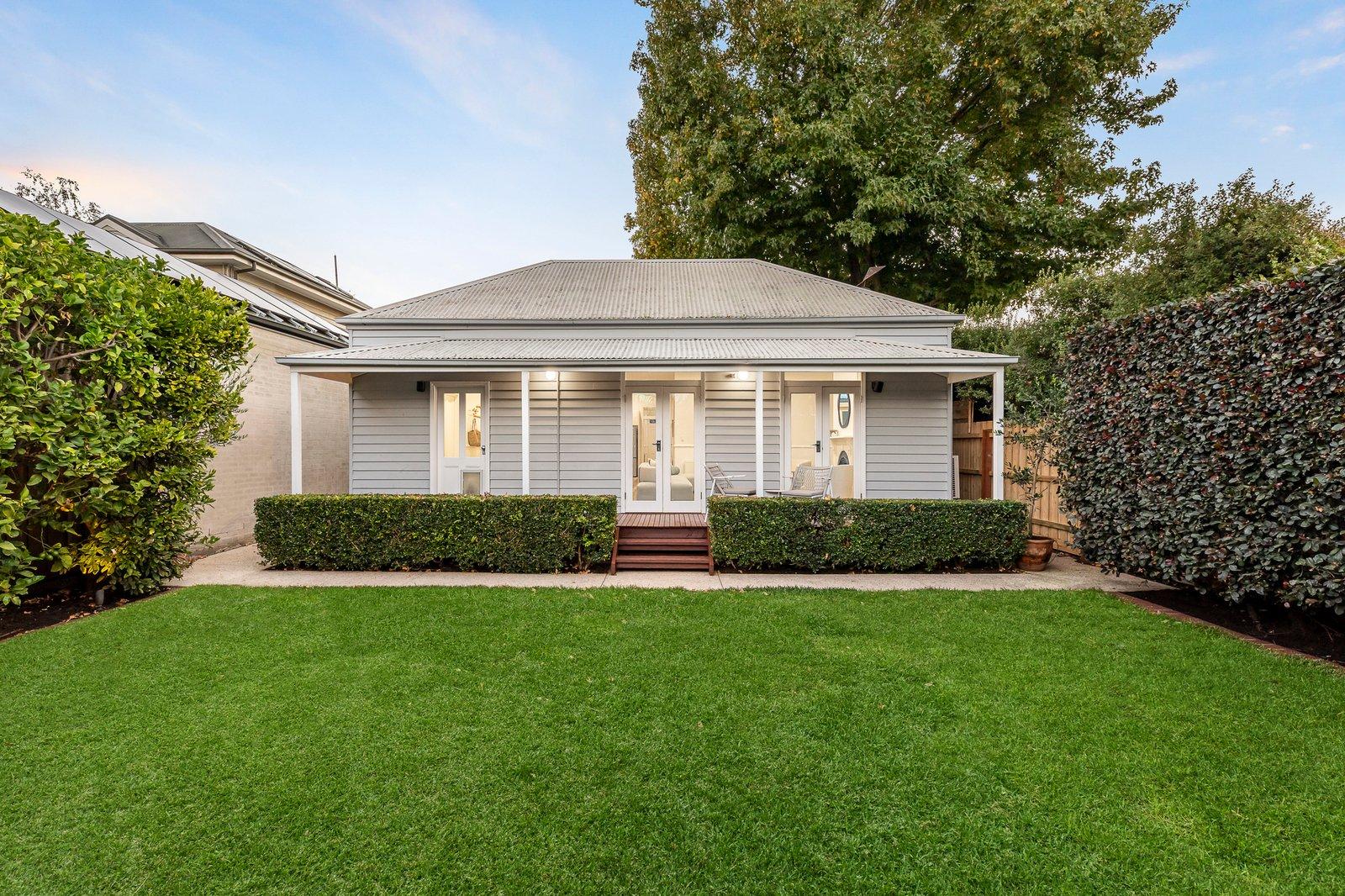 12 Hamilton Street, Brighton, 3186