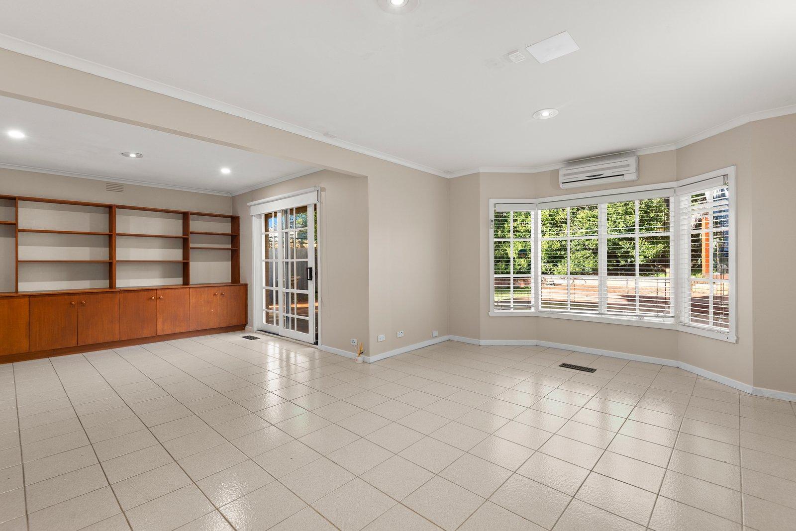 12 Helston Street, Balwyn North, 3104