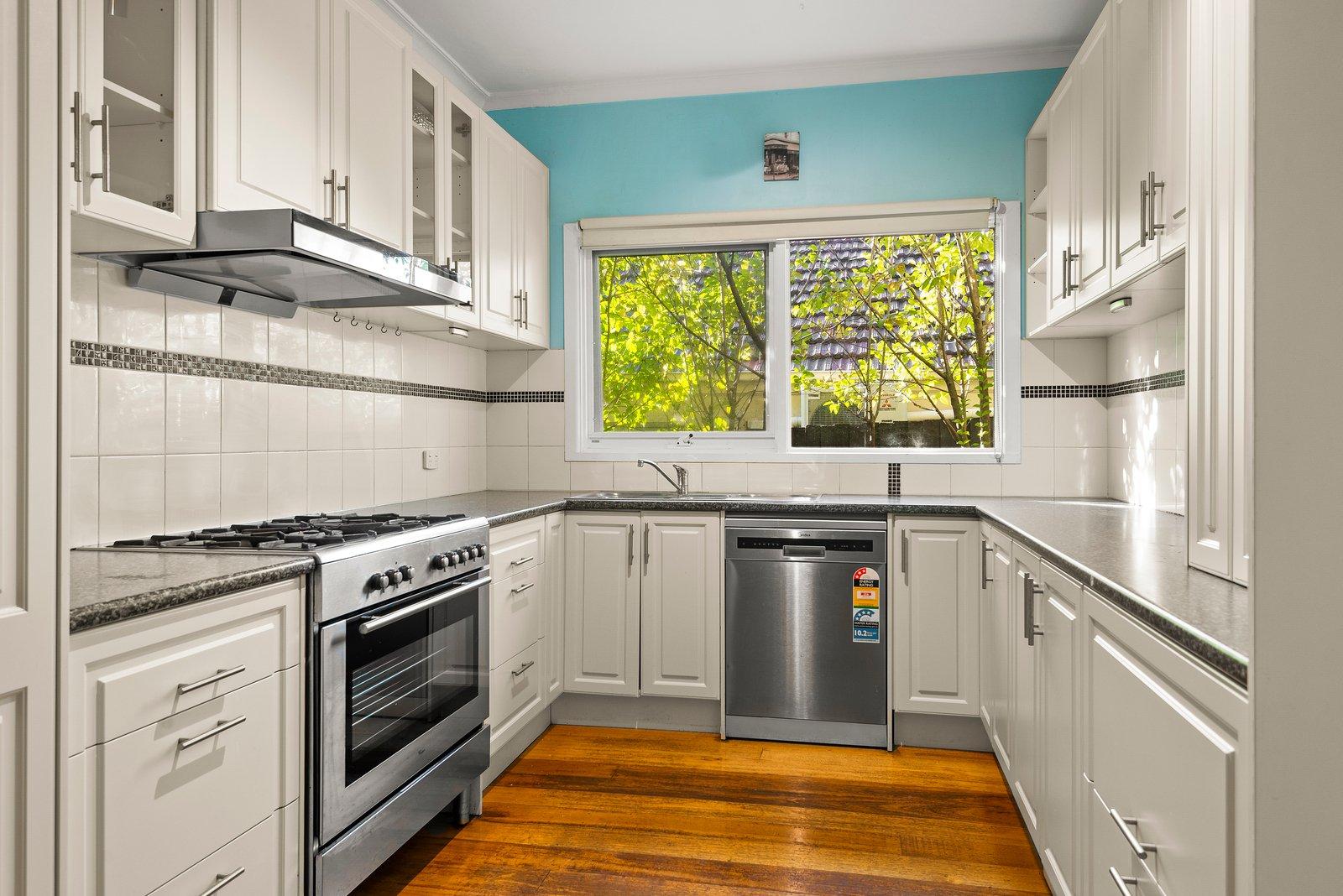 12 Helston Street, Balwyn North, 3104