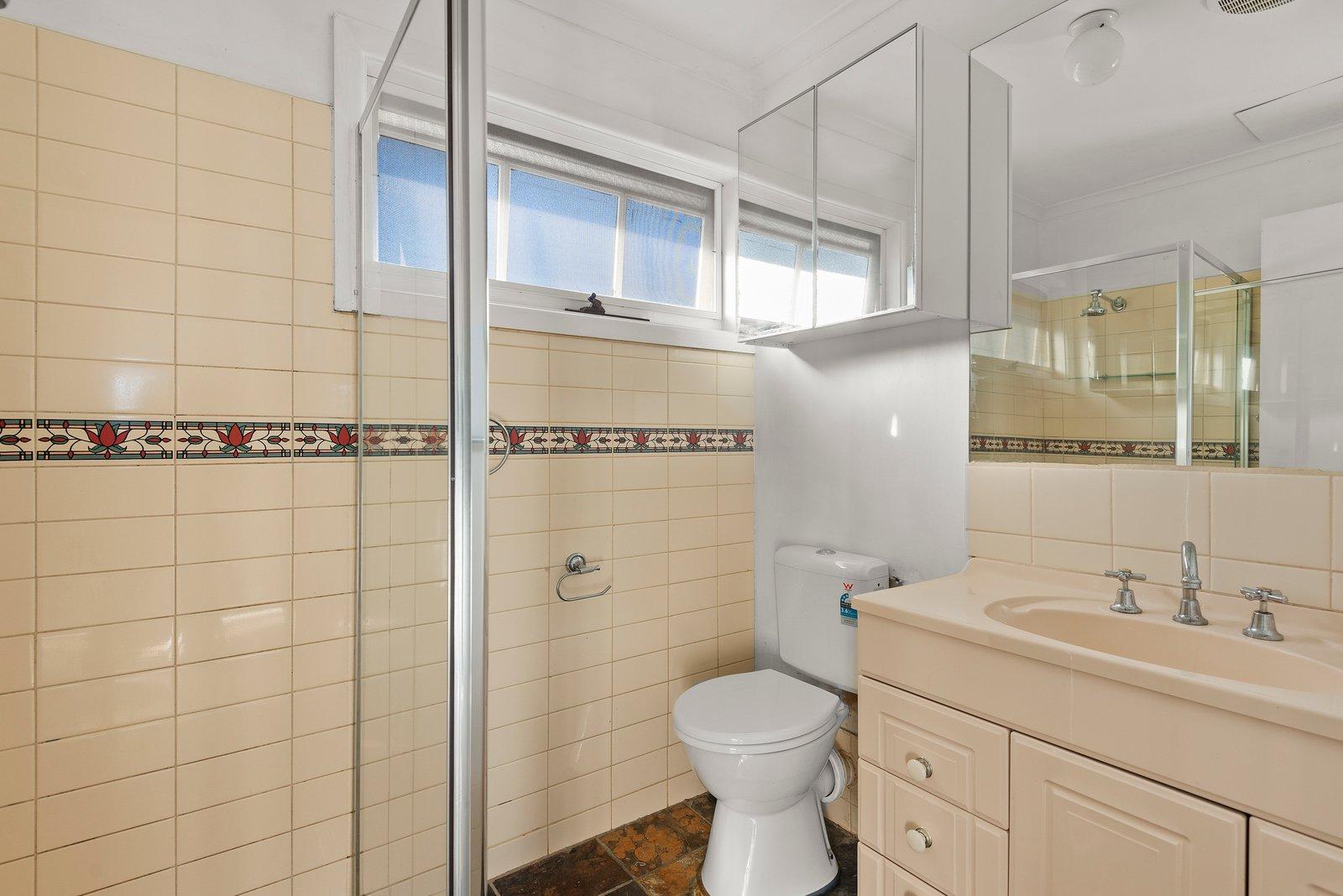 12 Helston Street, Balwyn North, 3104