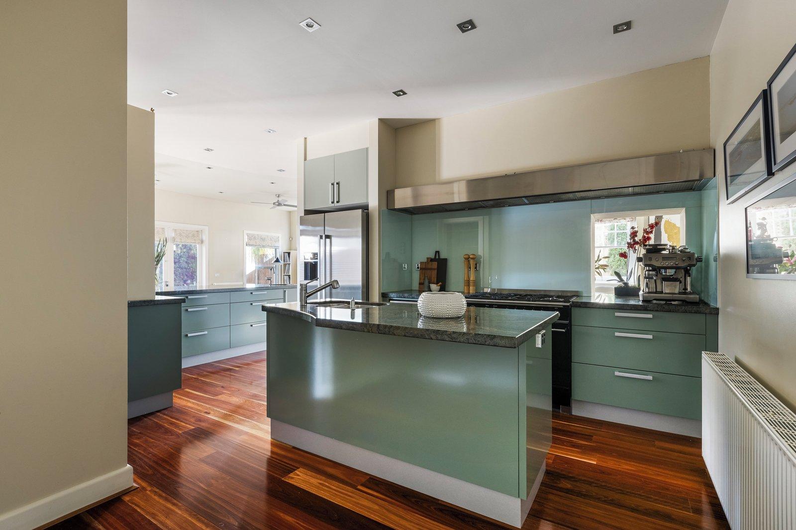 12 Holmwood Avenue, Brighton, 3186