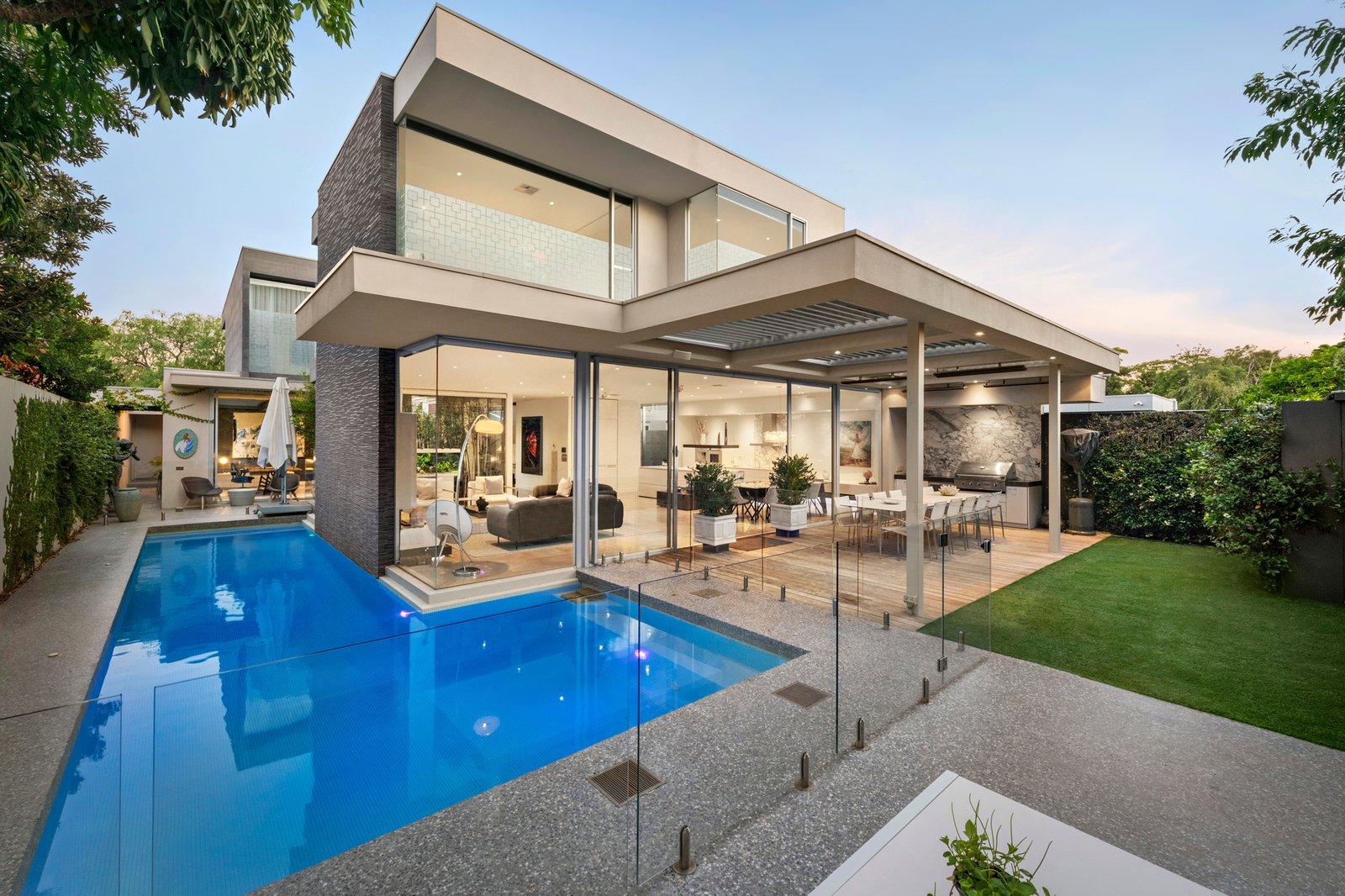 12 Kyarra Street, Hampton, 3188