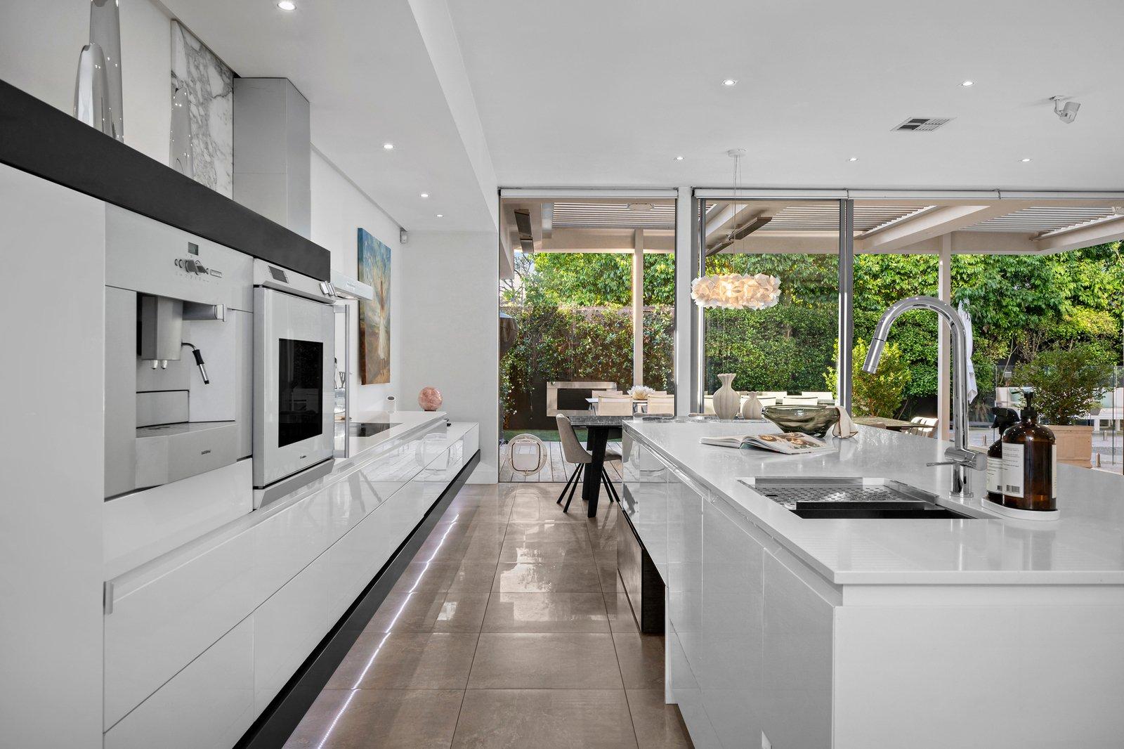 12 Kyarra Street, Hampton, 3188