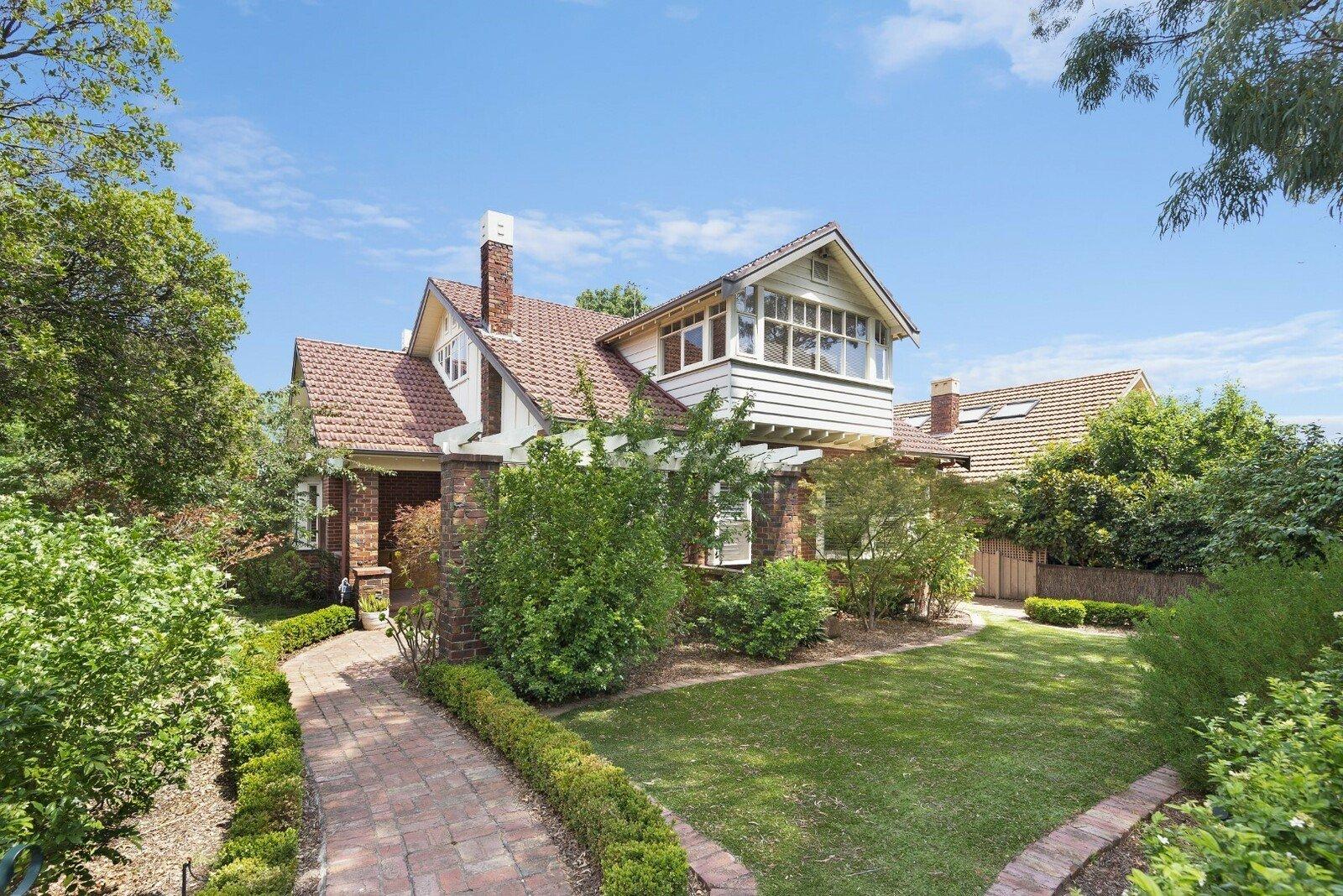 12 Peverill Street, Deepdene, 3103