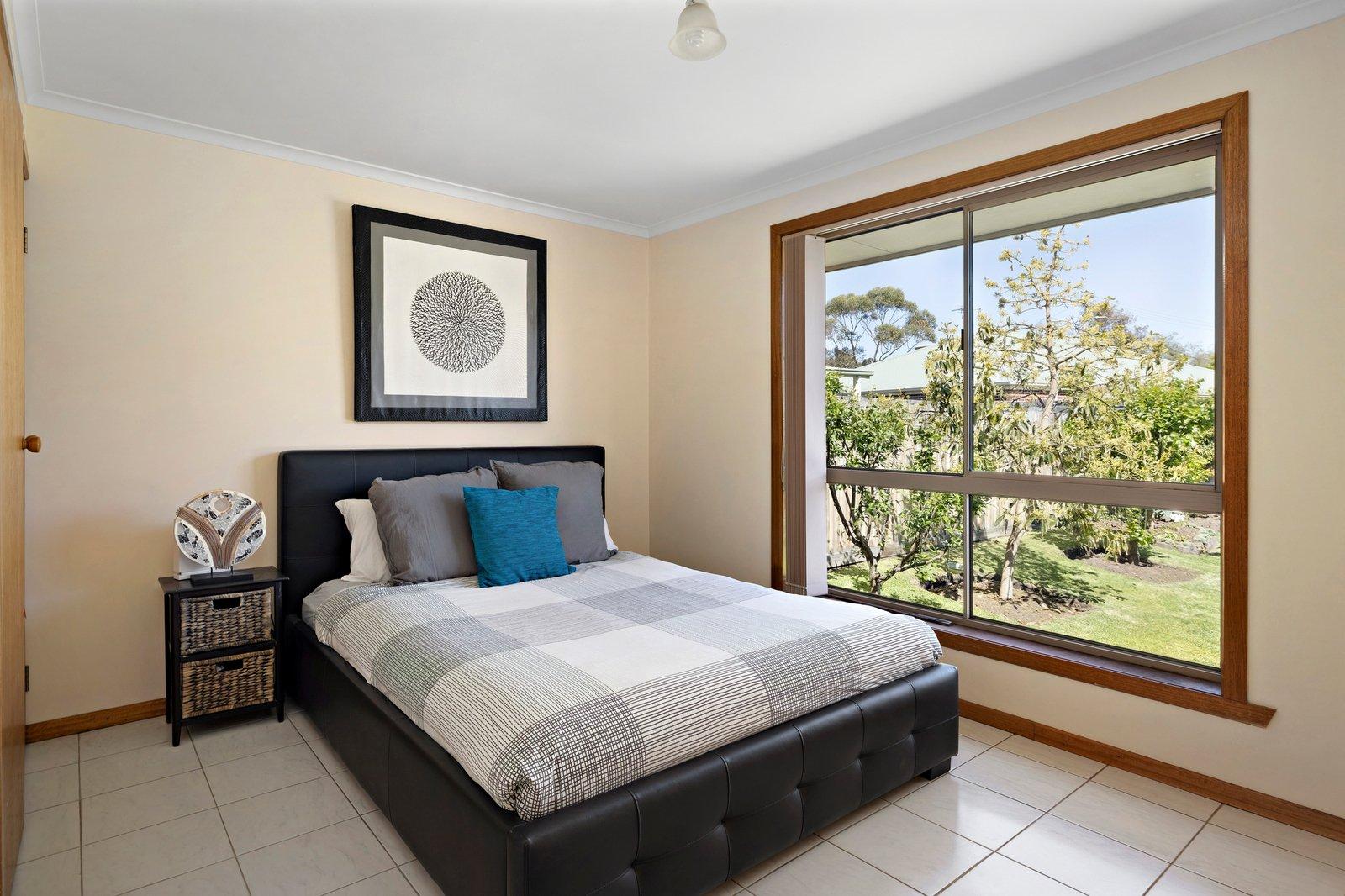 12 Rainier Avenue, Dromana, 3936