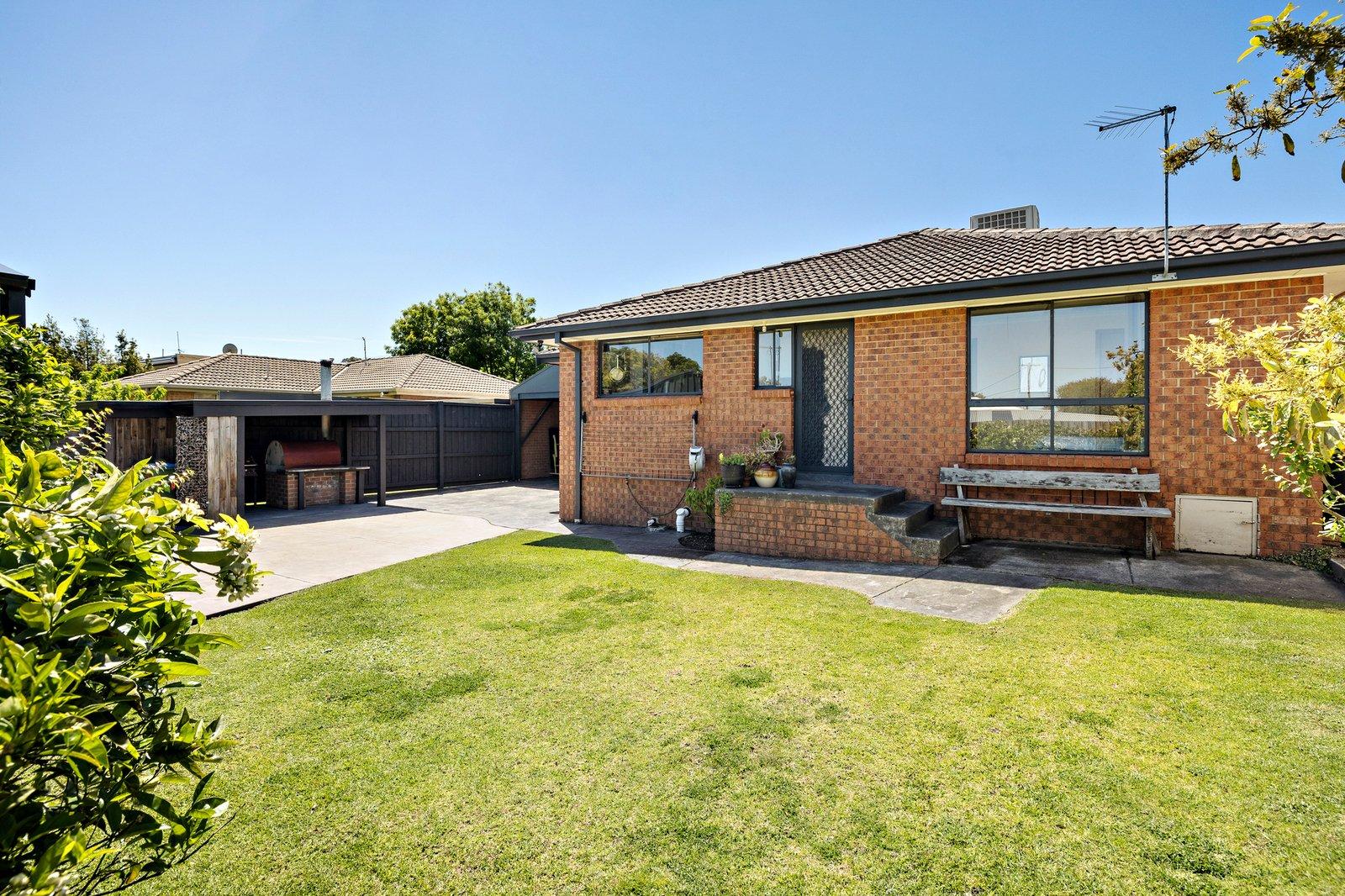 12 Rainier Avenue, Dromana, 3936