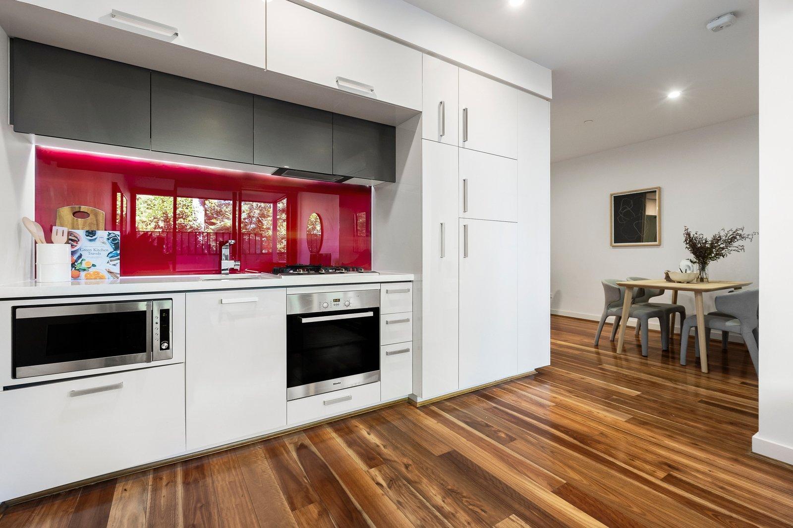 120/81-83 Riversdale Road, Hawthorn, 3122