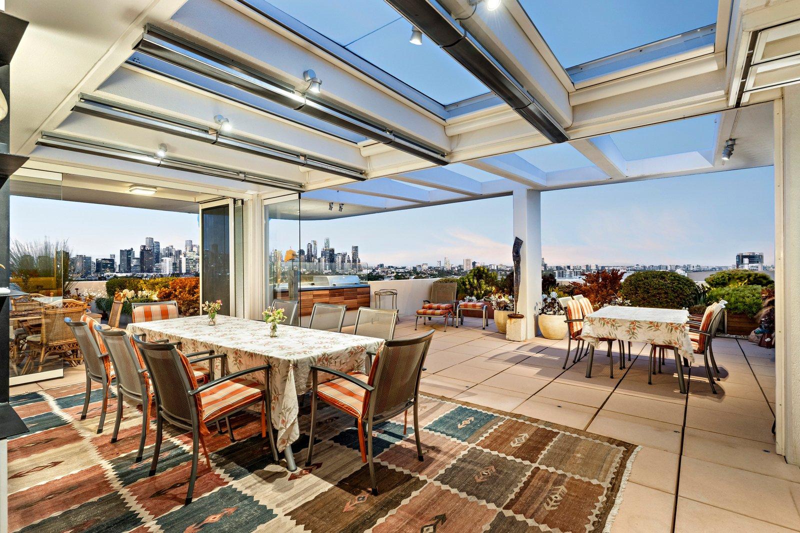 1202/115 Beach Street, Port Melbourne, 3207