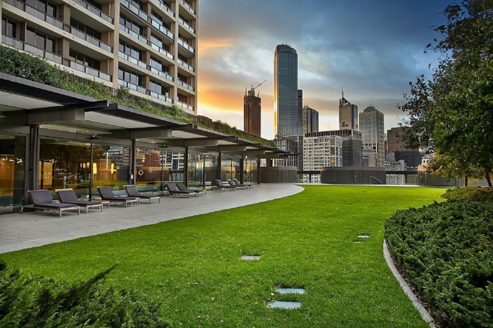 1211/1 Freshwater Place, Southbank, 3006