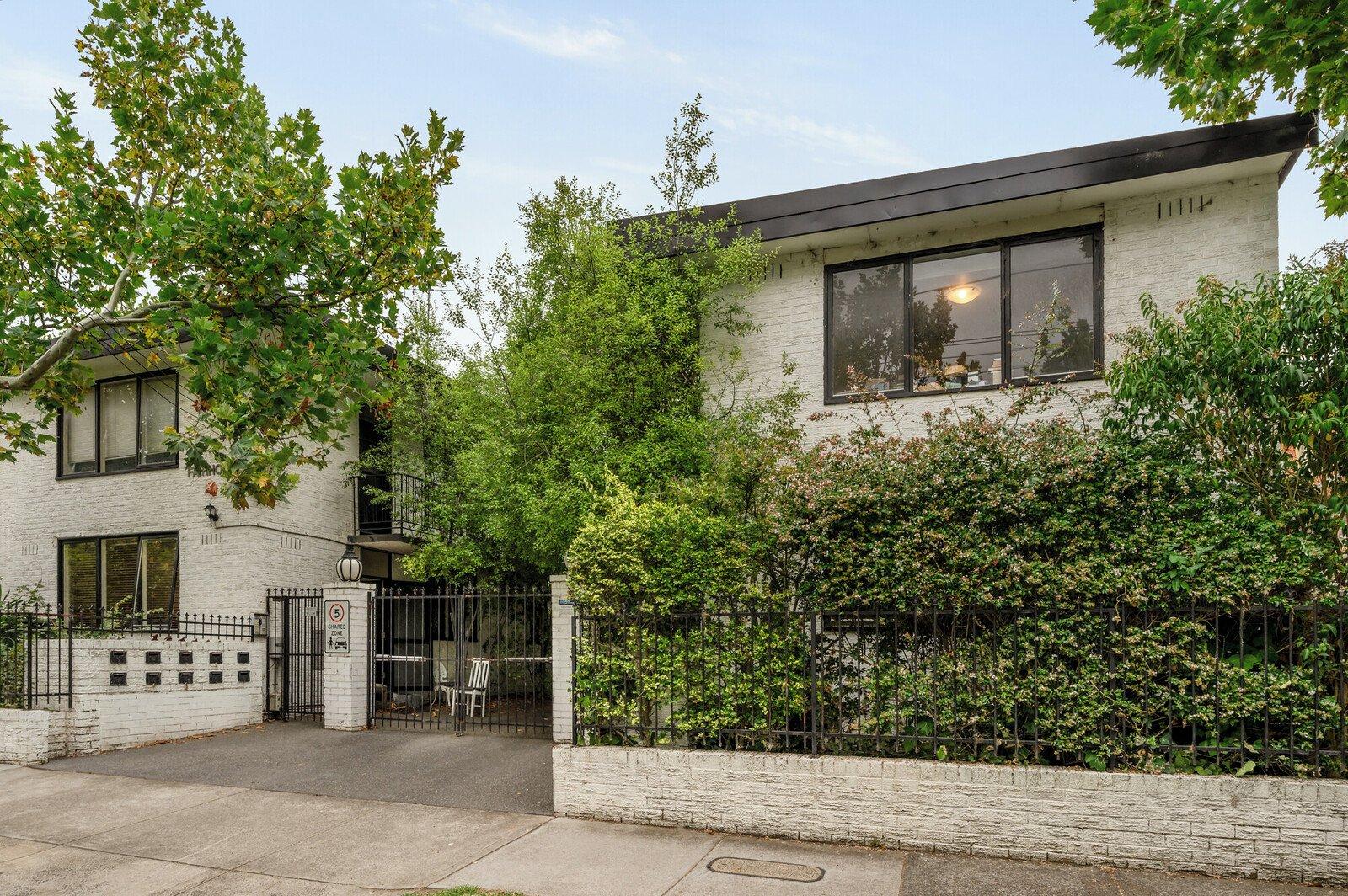 12/13 Crimea Street, St Kilda, 3182