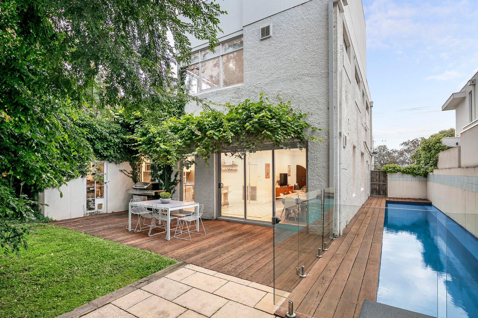 123 Ormond Esplanade, Elwood, 3184