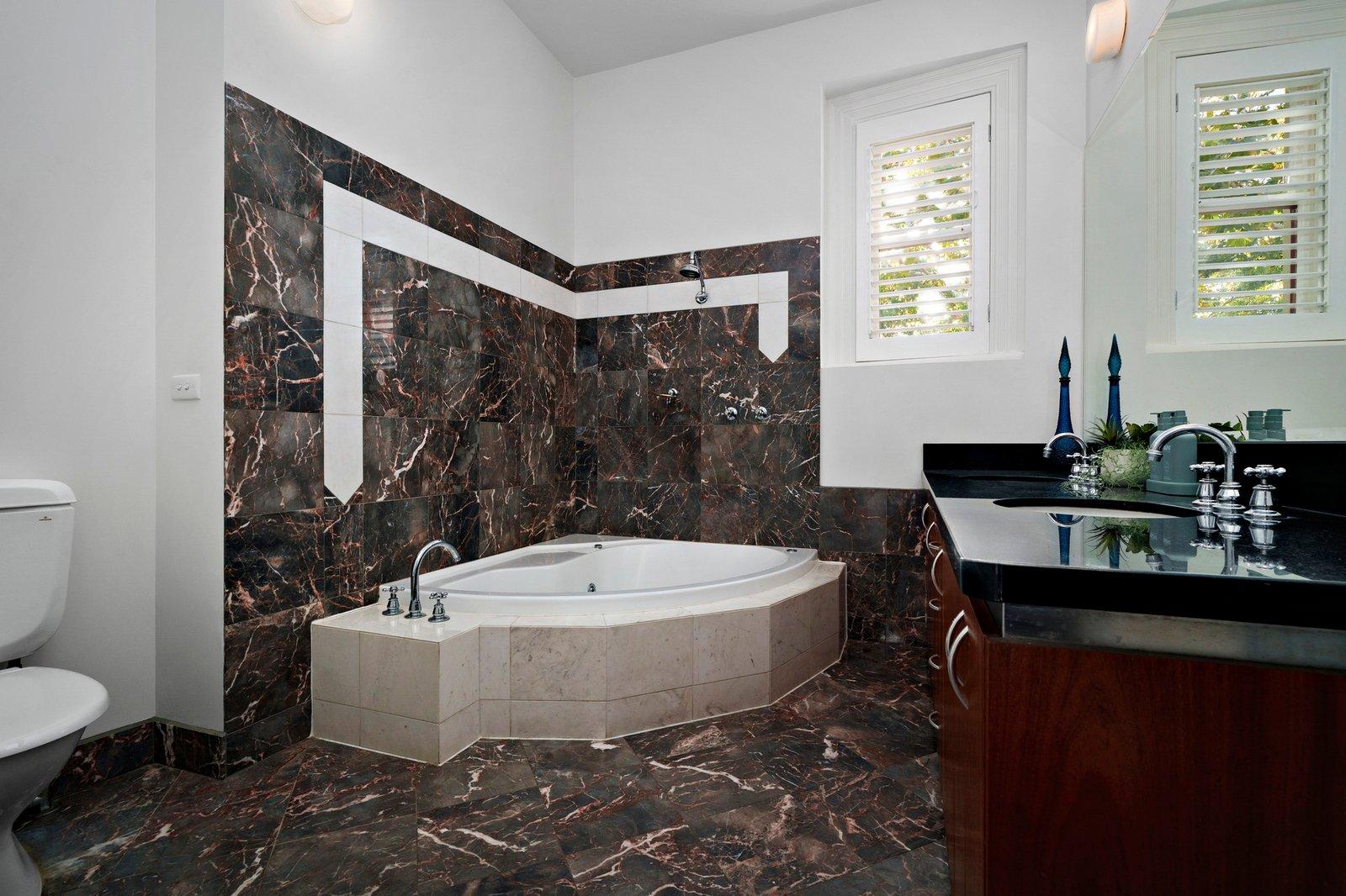 124 Canterbury Road, Middle Park, 3206