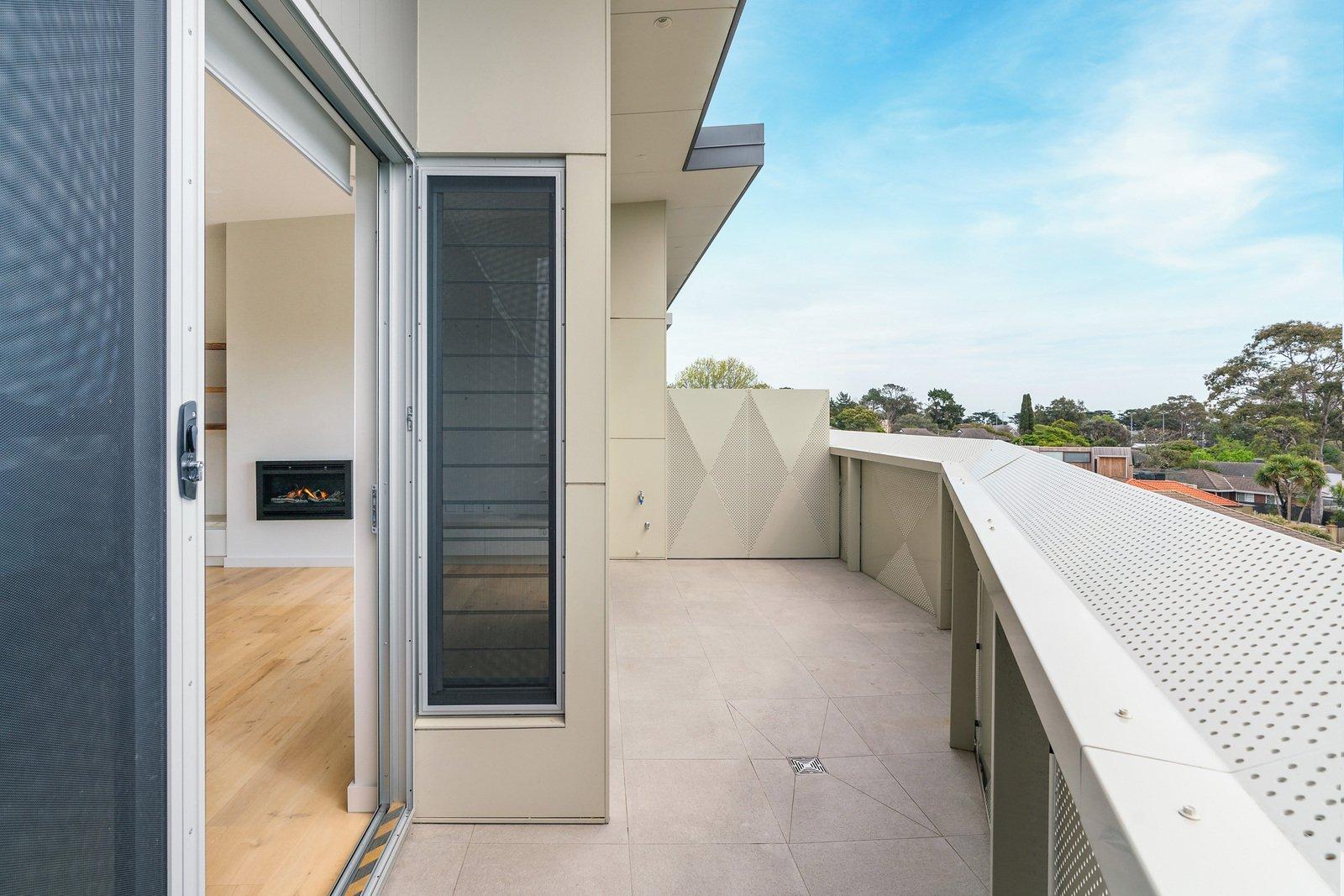 12/54 Mount Eliza Way, Mount Eliza, 3930