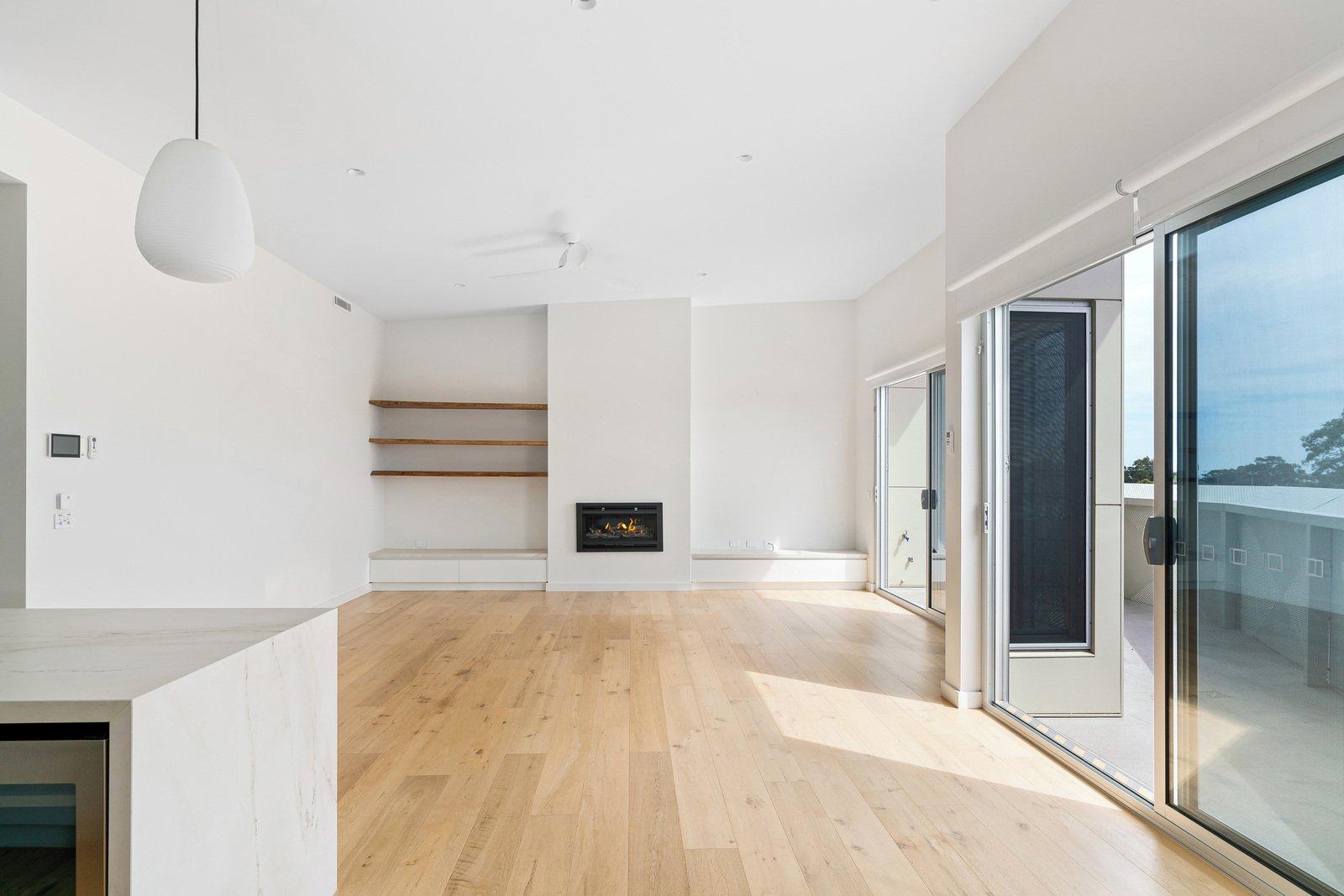 12/54 Mount Eliza Way, Mount Eliza, 3930