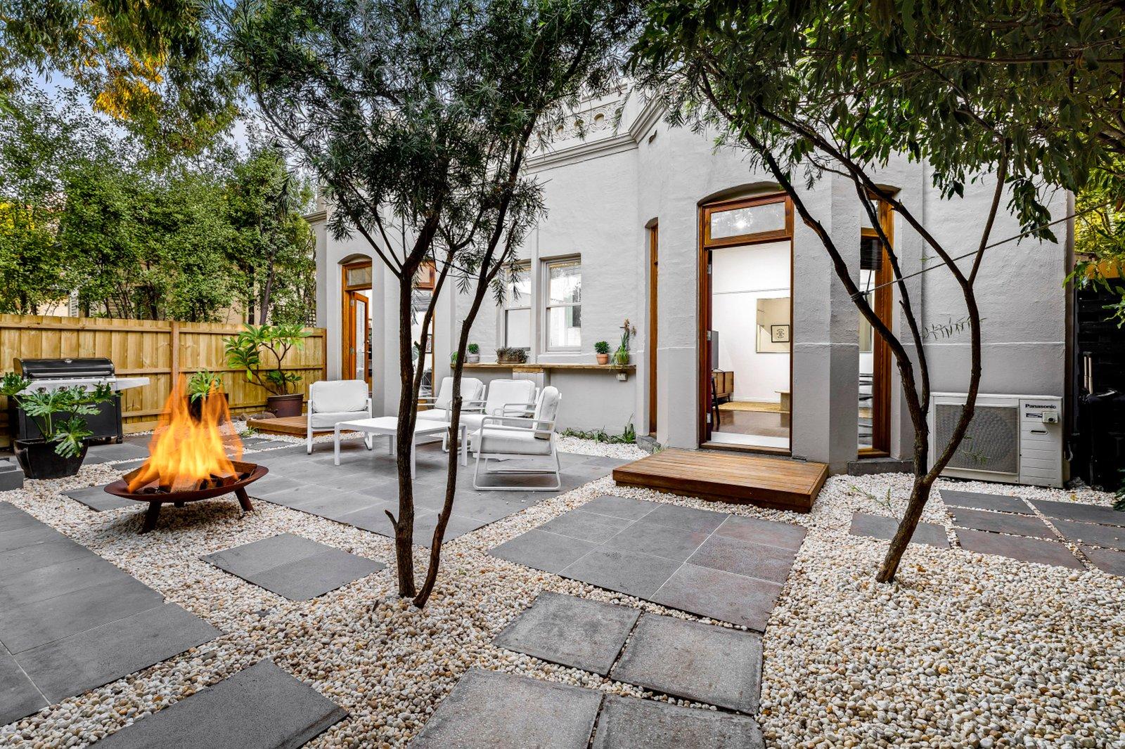 1&2/82 Wellington Street, St Kilda, 3182