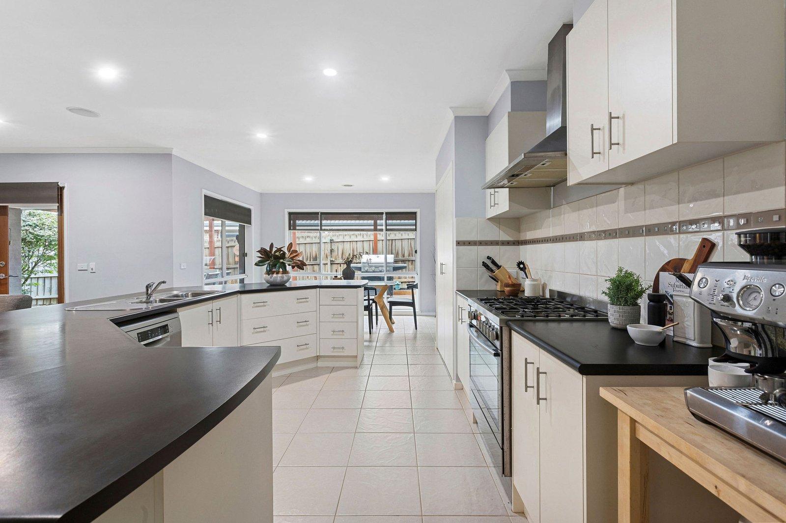 13 Ben Drive, Mornington, 3931