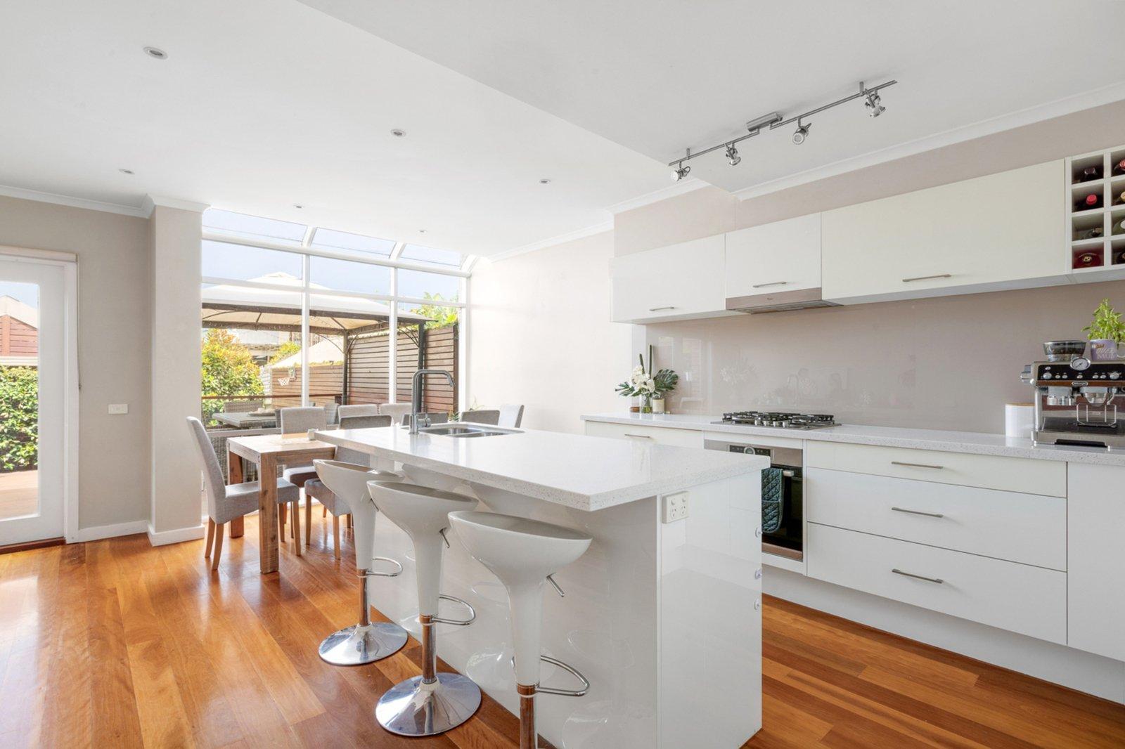 13 Davies Street, Port Melbourne, 3207