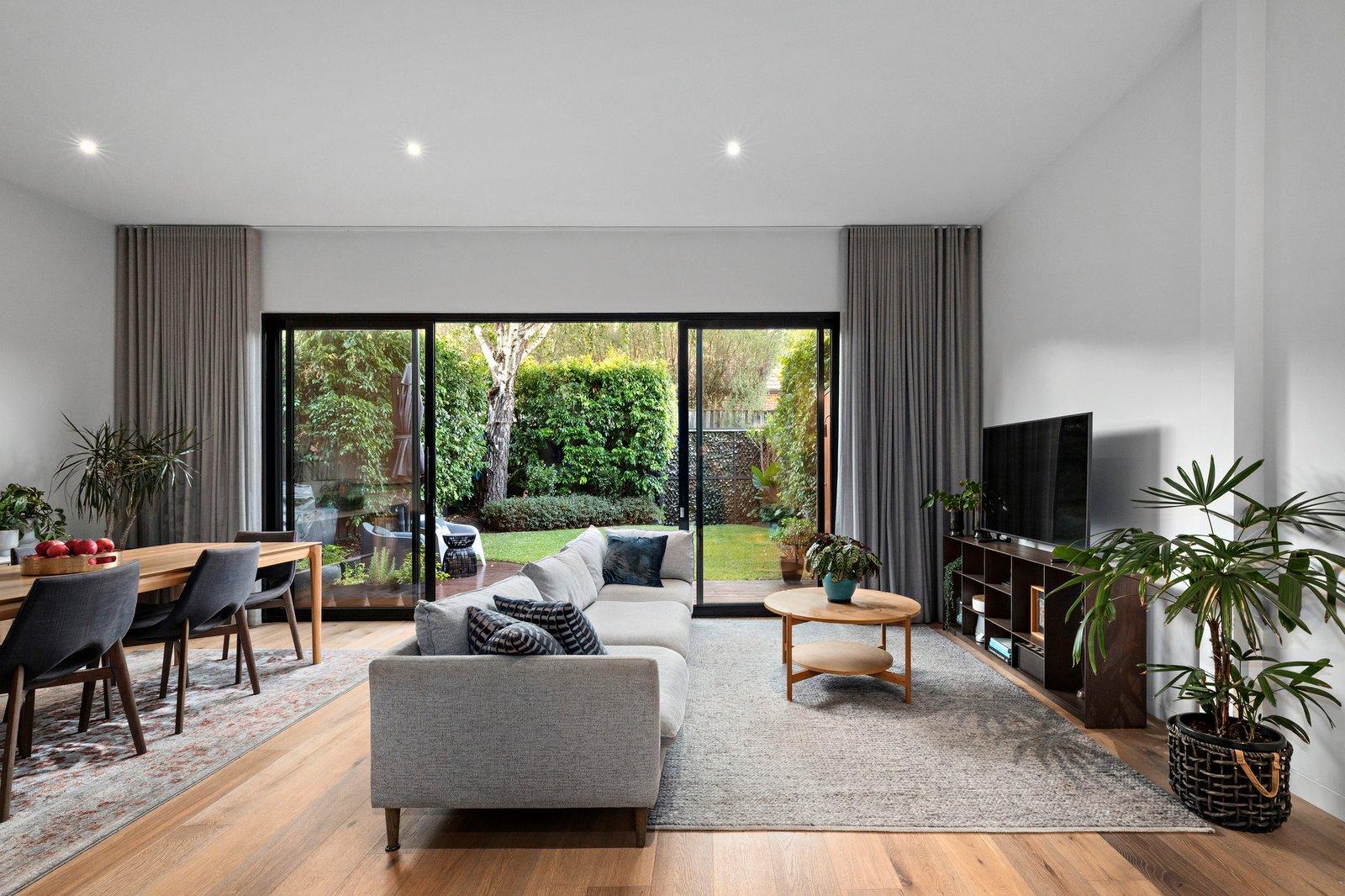 13 Douglas Street, Malvern East, 3145