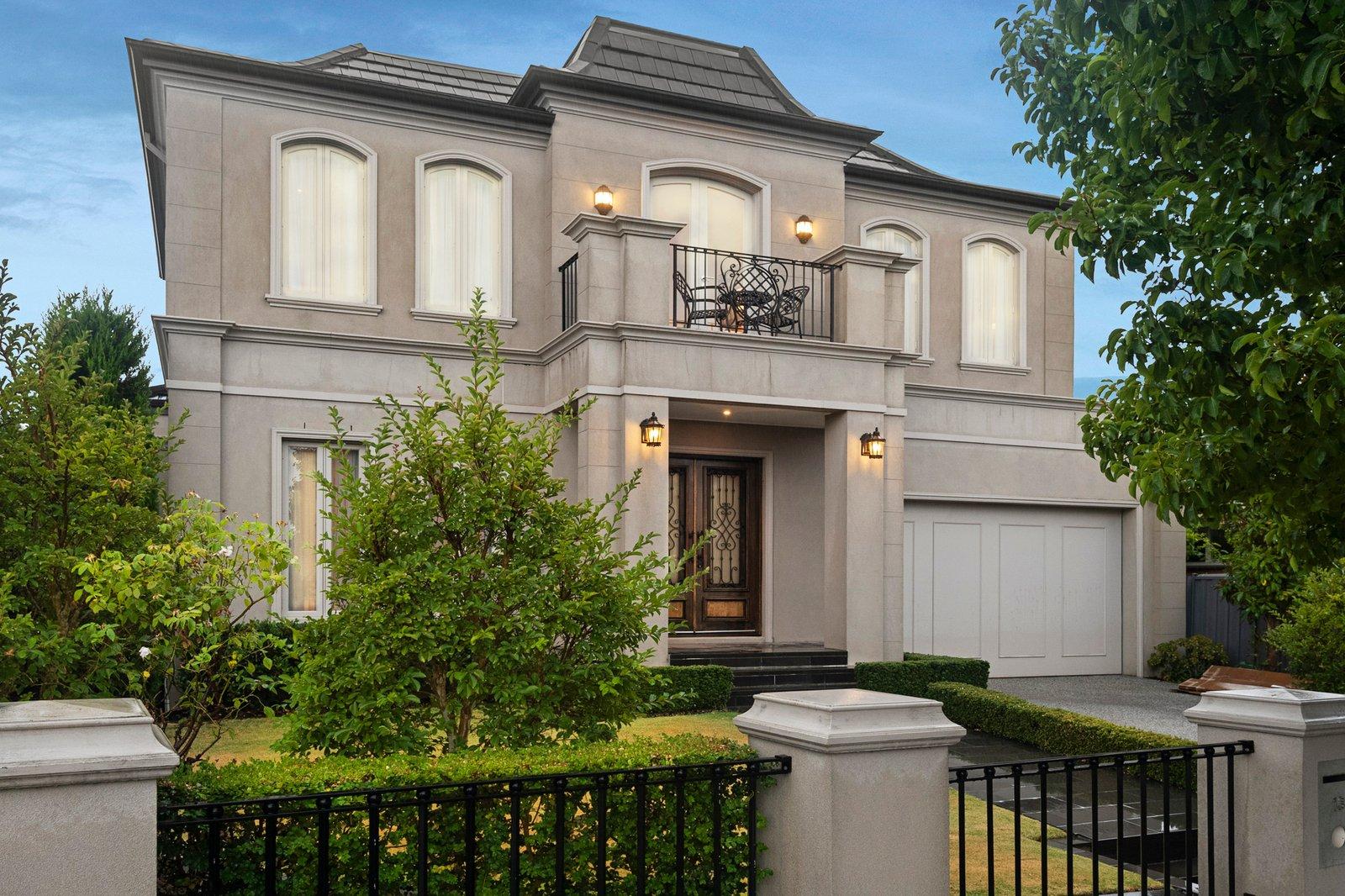 13 Hampshire Road, Doncaster, 3108