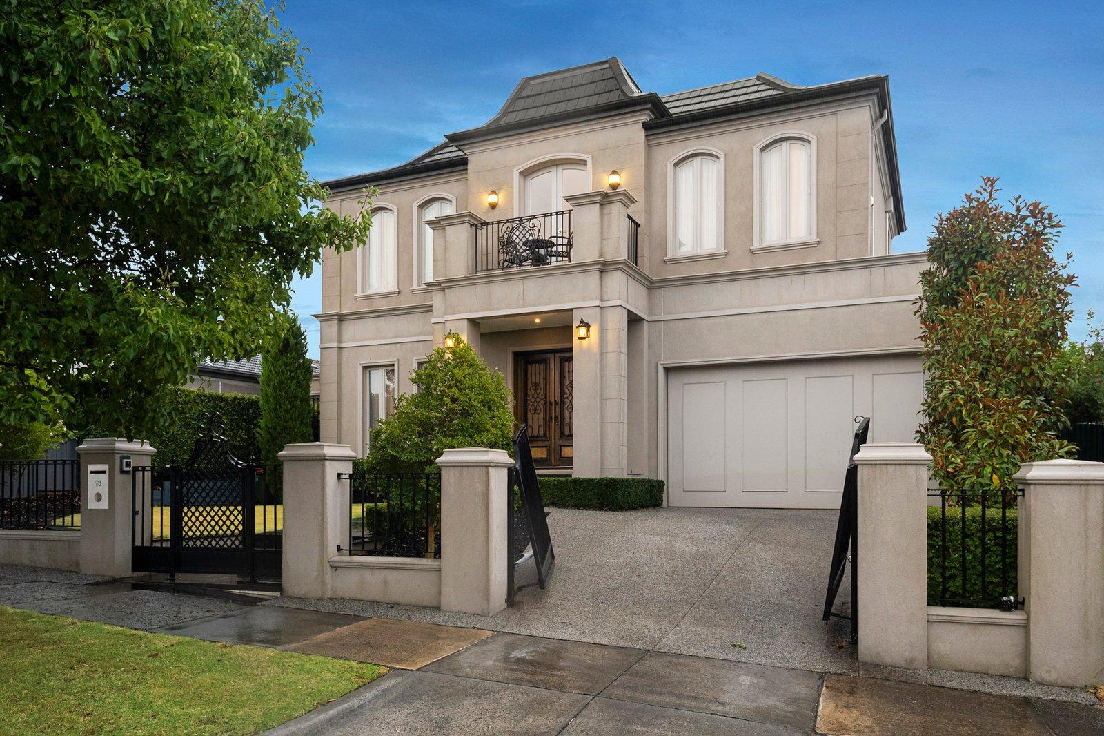 13 Hampshire Road, Doncaster, 3108