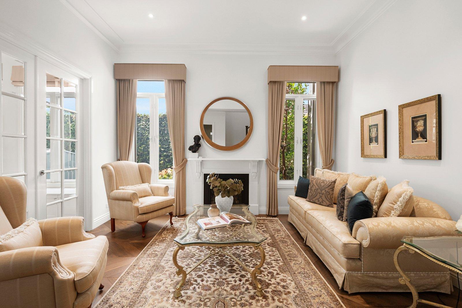 13 Hampshire Road, Doncaster, 3108