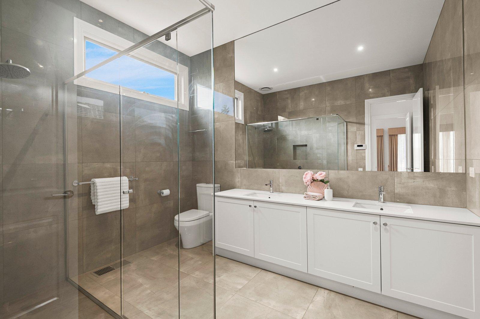 13 Hampshire Road, Doncaster, 3108