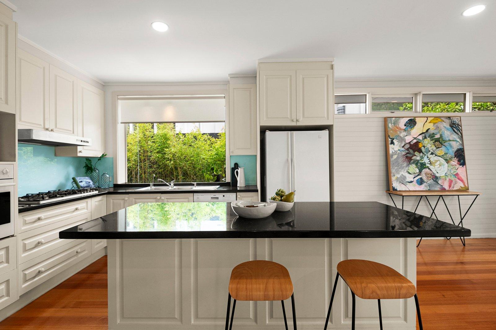 13 Salford Avenue, Balwyn, 3103