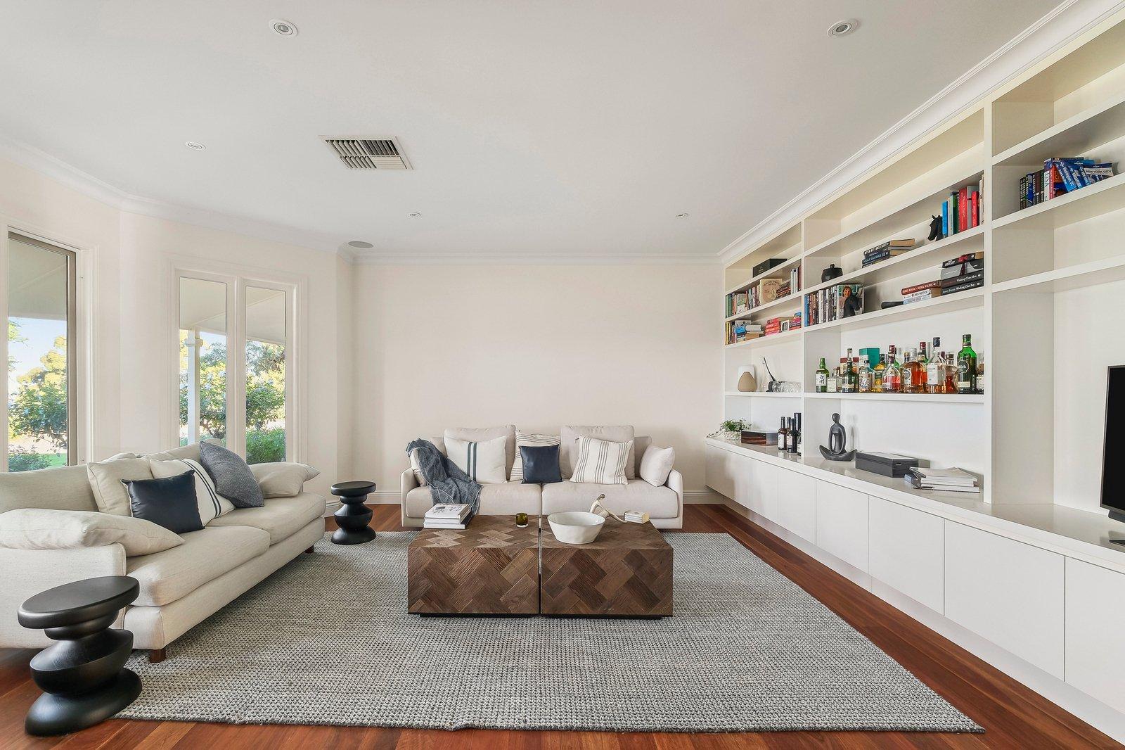 130 McArthurs Road, South Morang, 3752