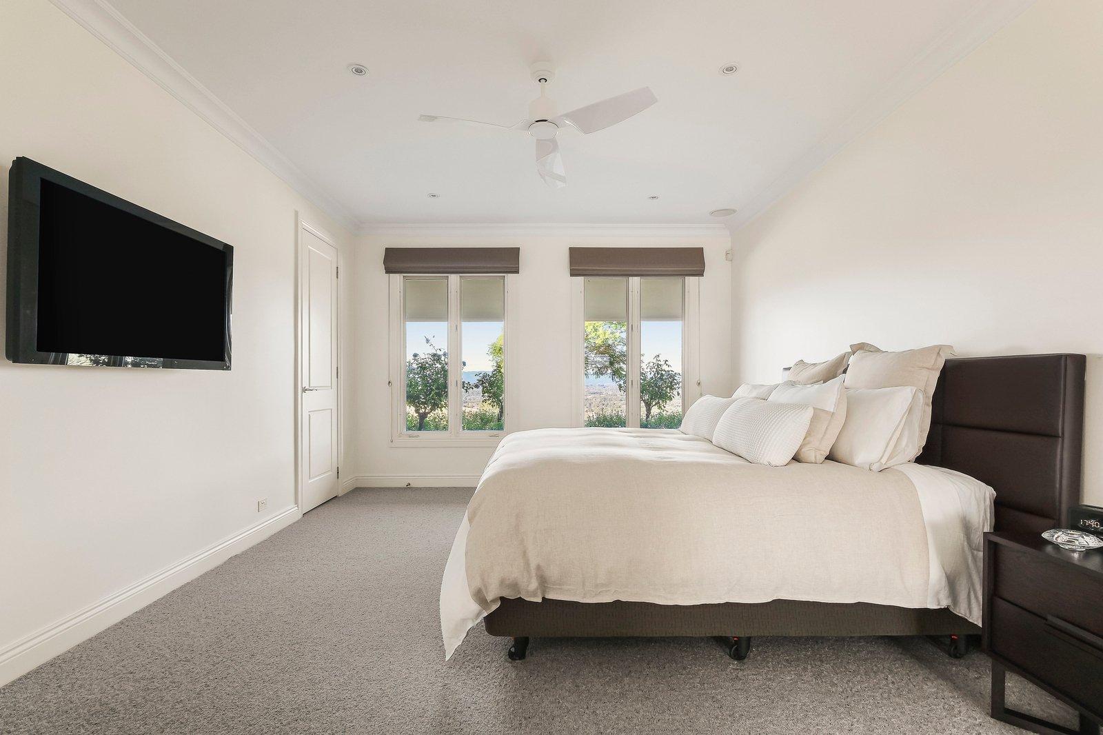 130 McArthurs Road, South Morang, 3752