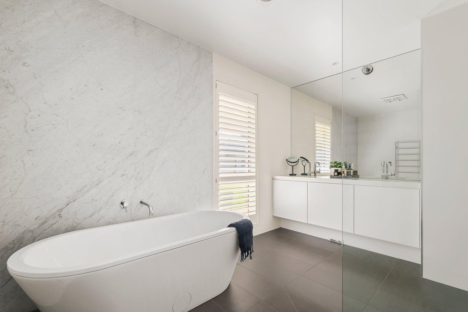 130 McArthurs Road, South Morang, 3752