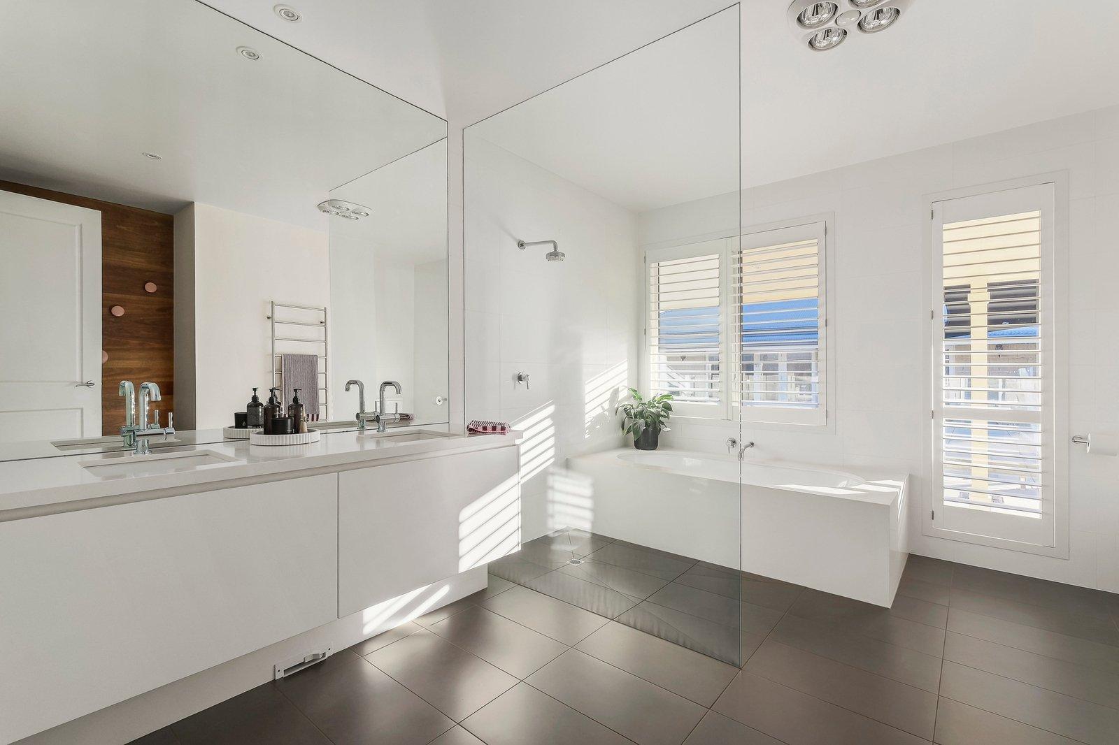 130 McArthurs Road, South Morang, 3752