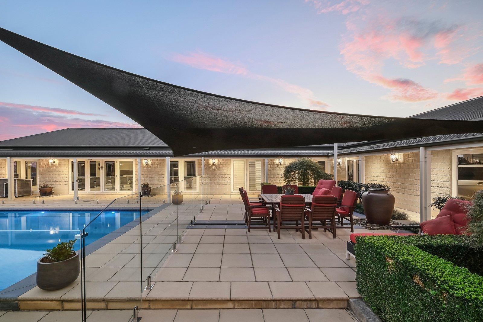 130 McArthurs Road, South Morang, 3752