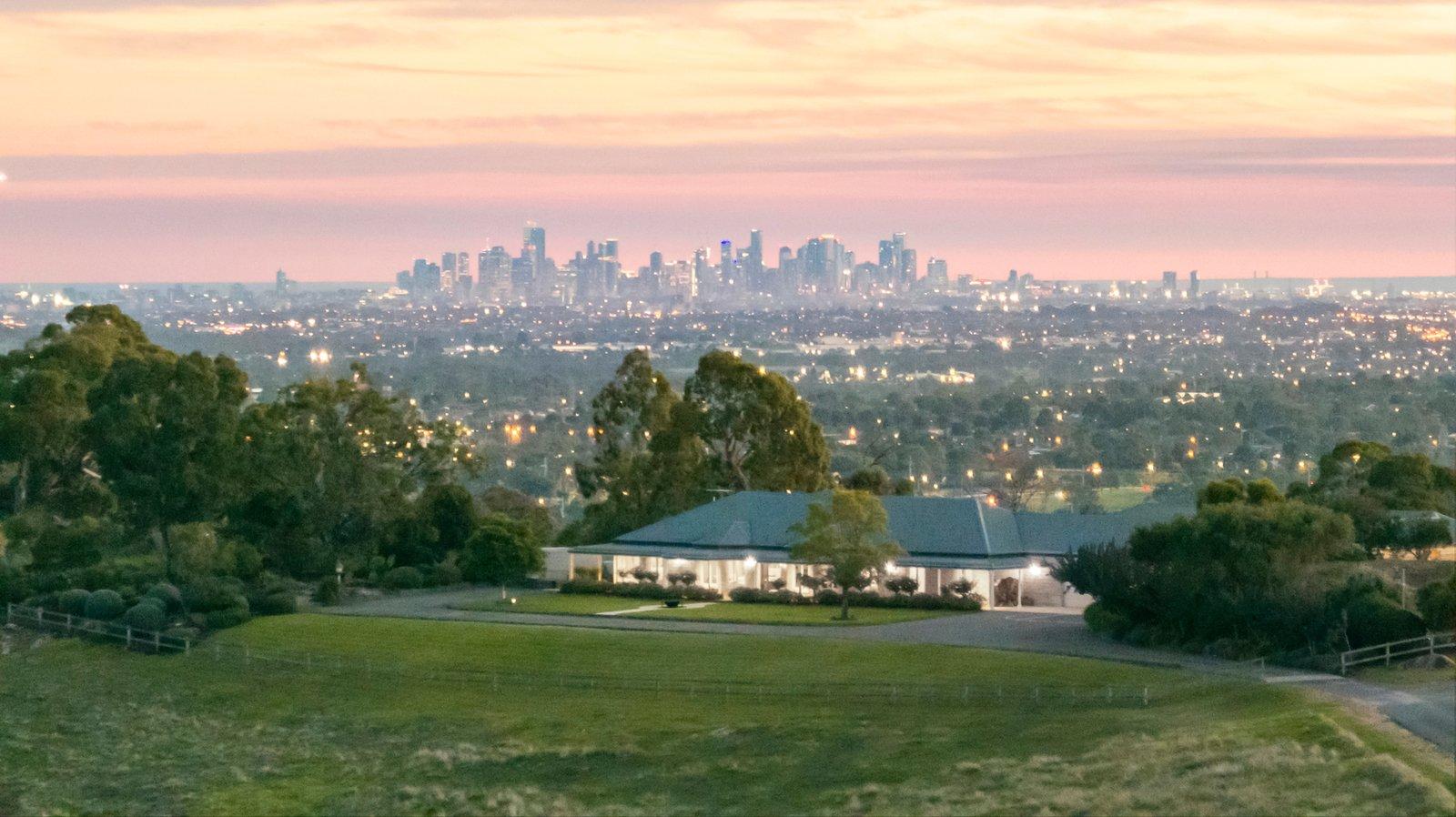 130 McArthurs Road, South Morang, 3752