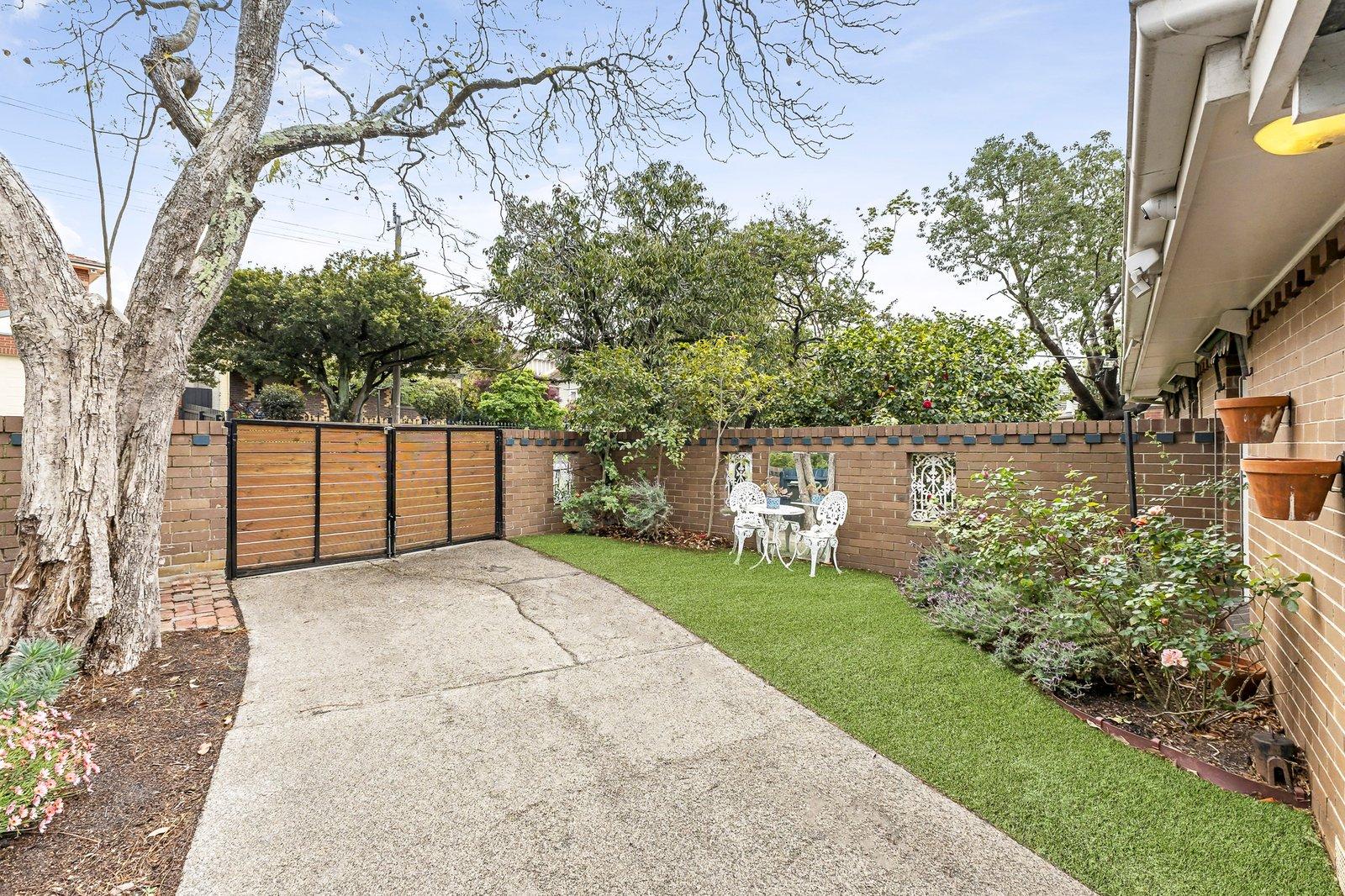 1/35 Brinsley Road, Camberwell, 3124